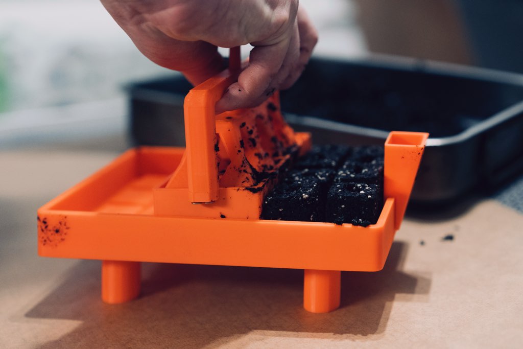 Soil block maker for seeds — miniatura 13