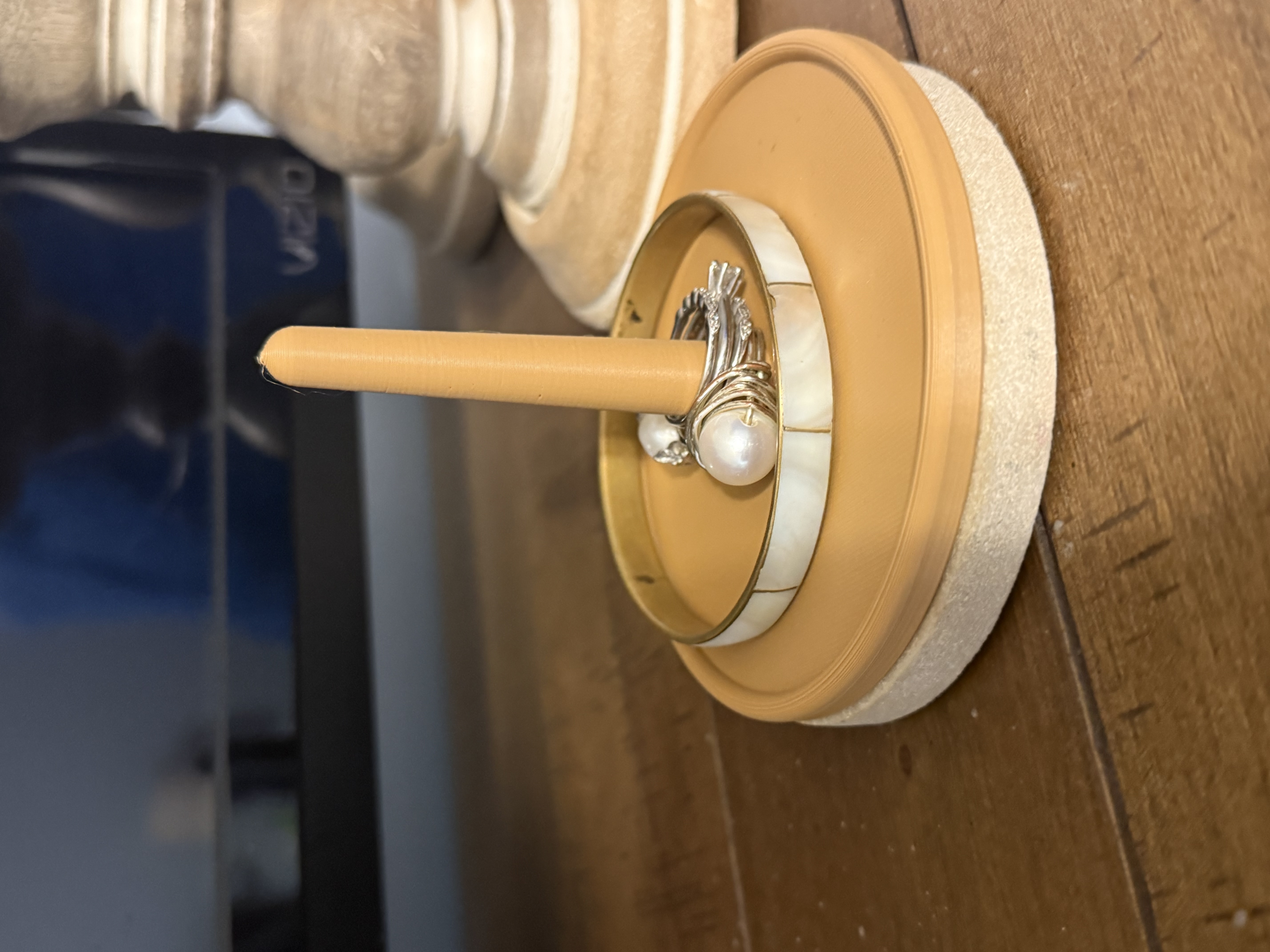 Simple Ring/Bracelet Holder