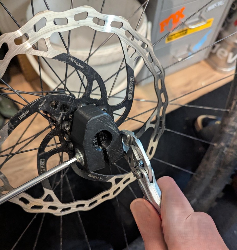 Puller-Tool for NewMenWheels