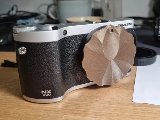 Samsung NX camera body cap