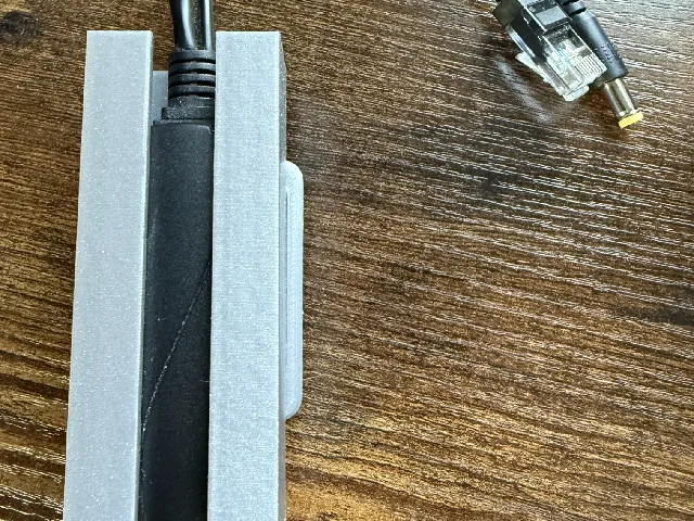 PoE Splitter to SSR DIN Rail Mount