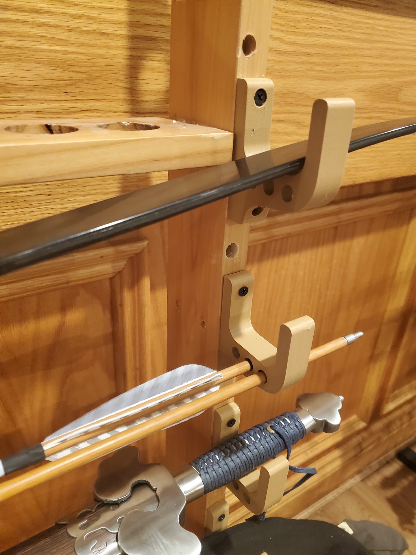 Miniatura 2 do modelo 3D Sword / Bow / Arrow rack hook