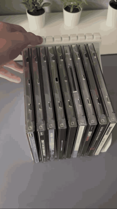 CD Mechanical Storage With Push Button Ejection — thumbnail 2