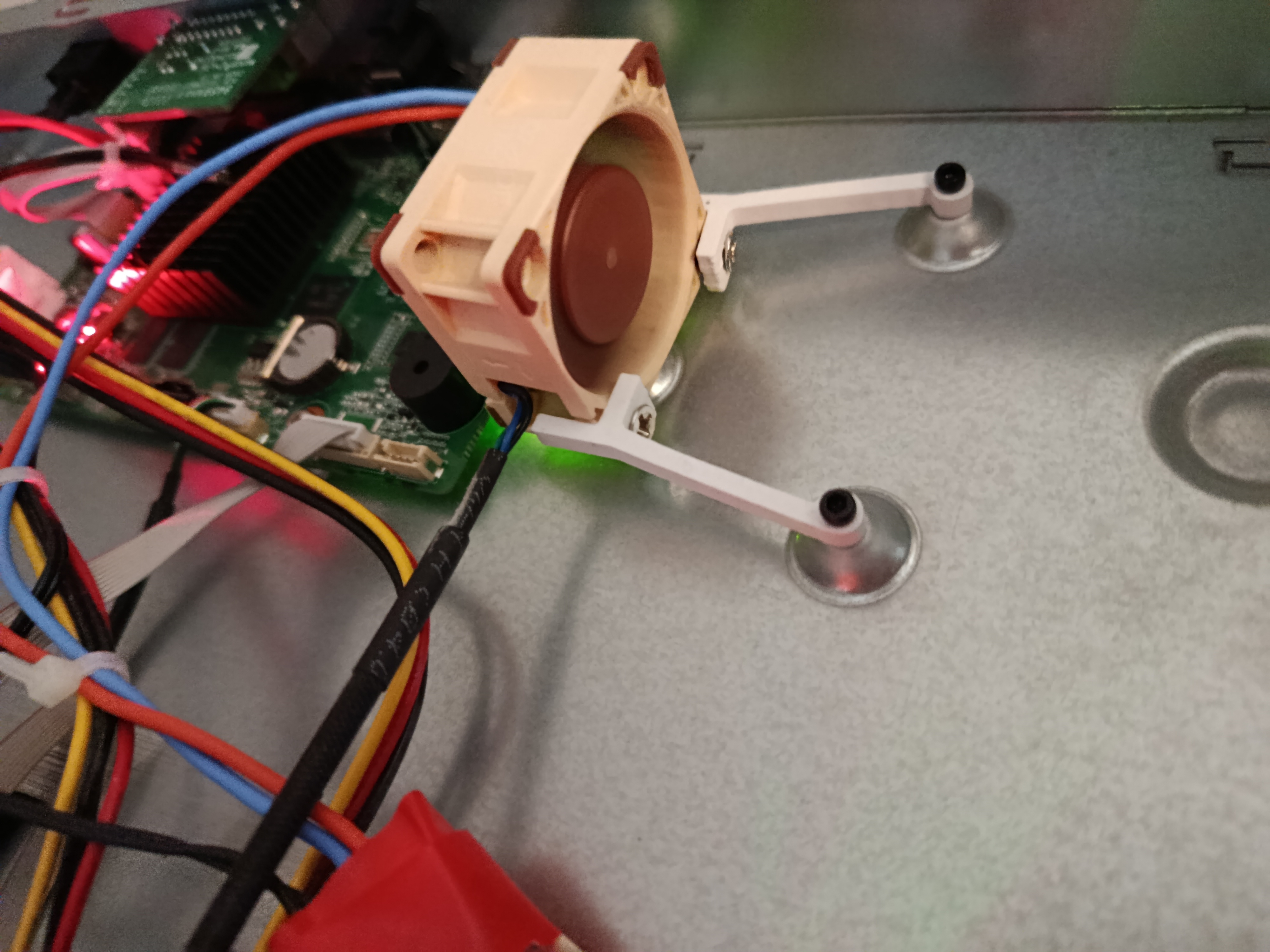 HIKvision nvr fan mod
