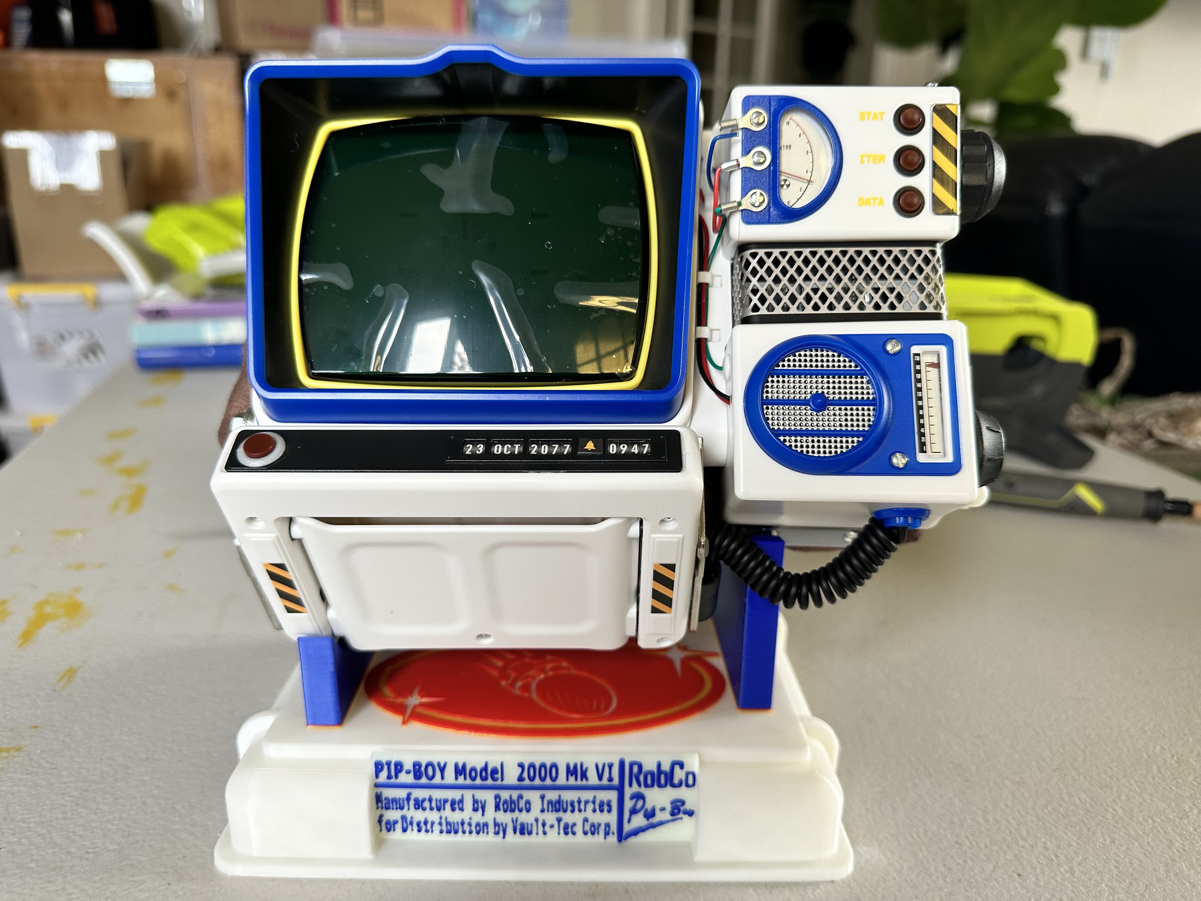 Sugar Bombs Pip-Boy 2000 Mk VI Stand