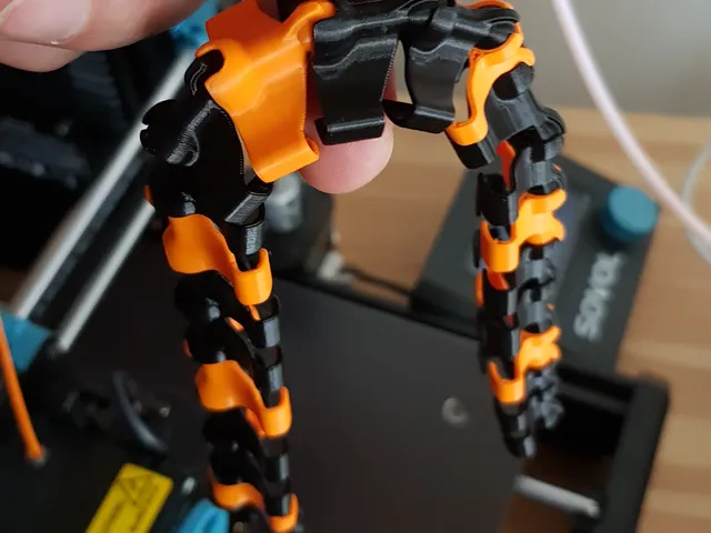 Smoother Cable Chain / Spine for SOVOL SV06 with scaled ball joint