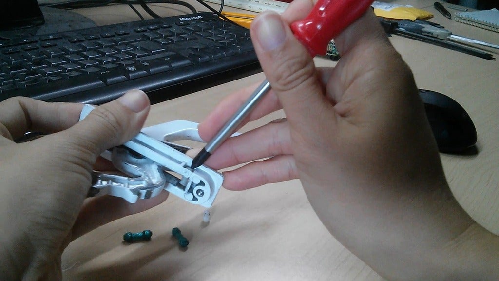 Miniatura 3 do modelo 3D Repaired pin for window locking handle
