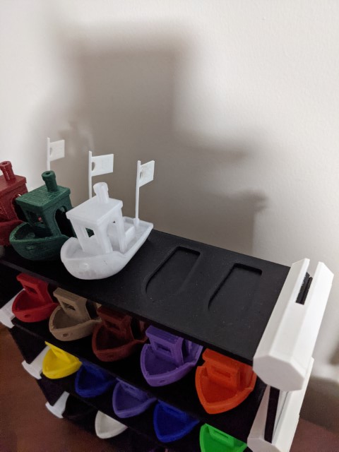 Customizable Benchy Shelf