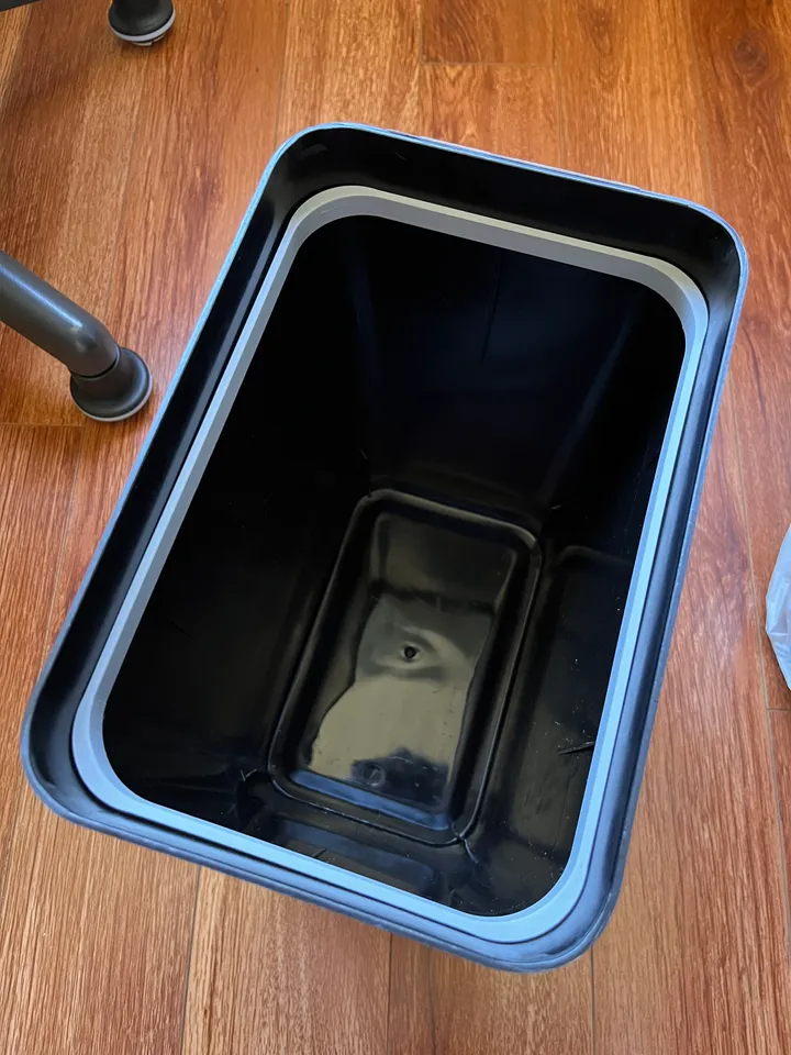 アンダーカバー×TRASH 写真立て Replacement Trash Can Bag Retention Insert by crimson04archaea