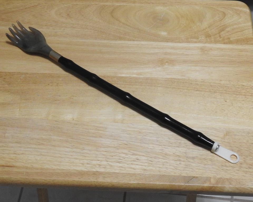 Back Scratcher Hook by SteveS42 Download free STL model
