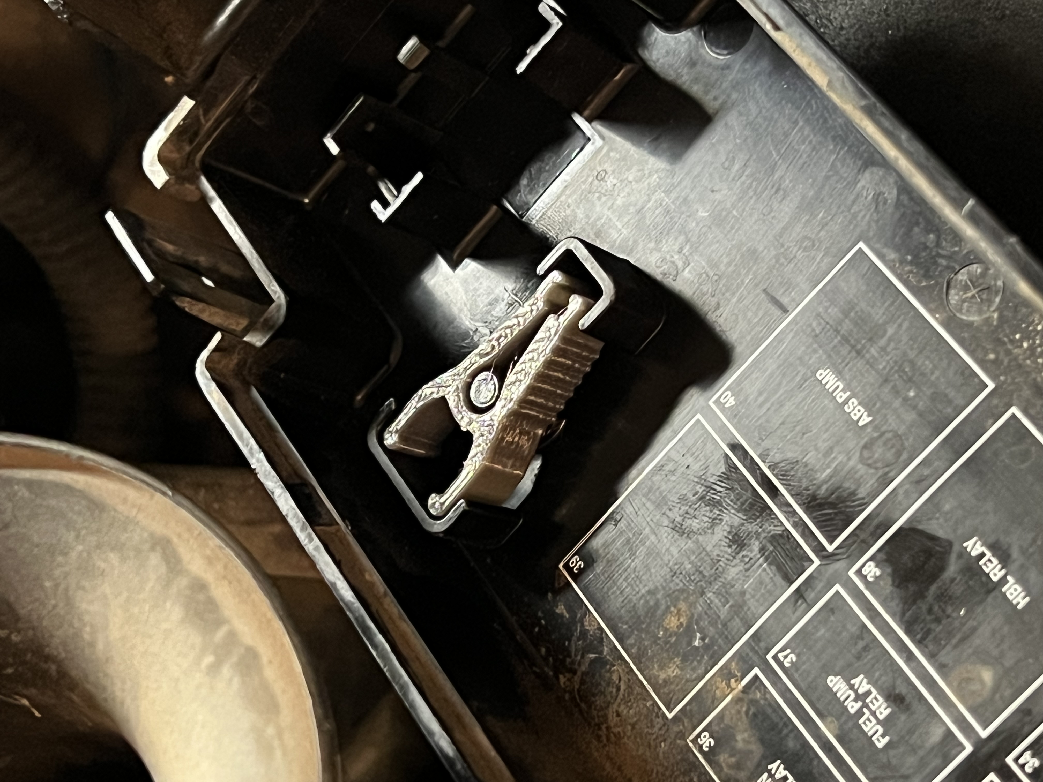 Jeep TJ Fuse Puller