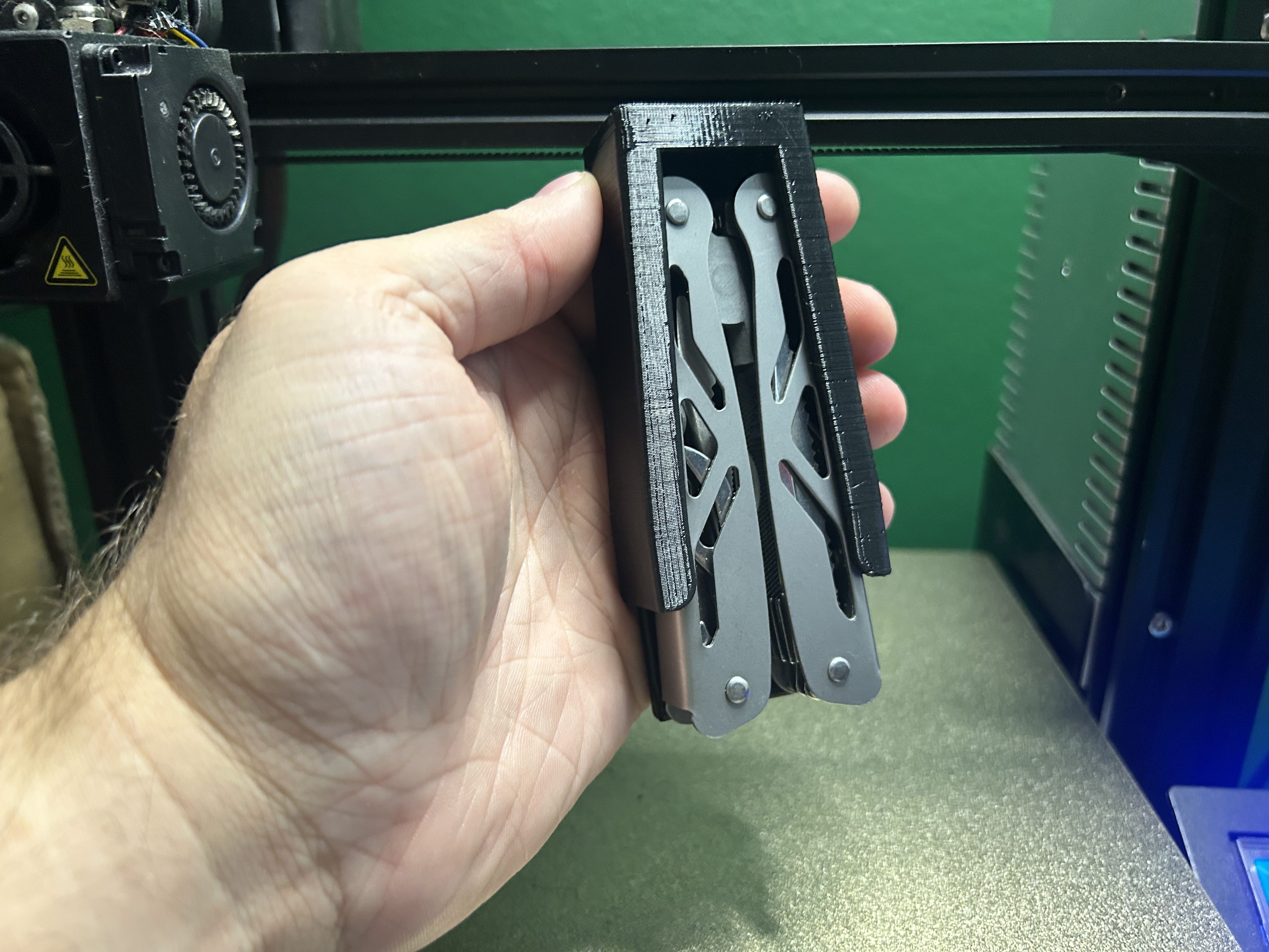 Miniatura 6 do modelo 3D Multitool Belt Holster