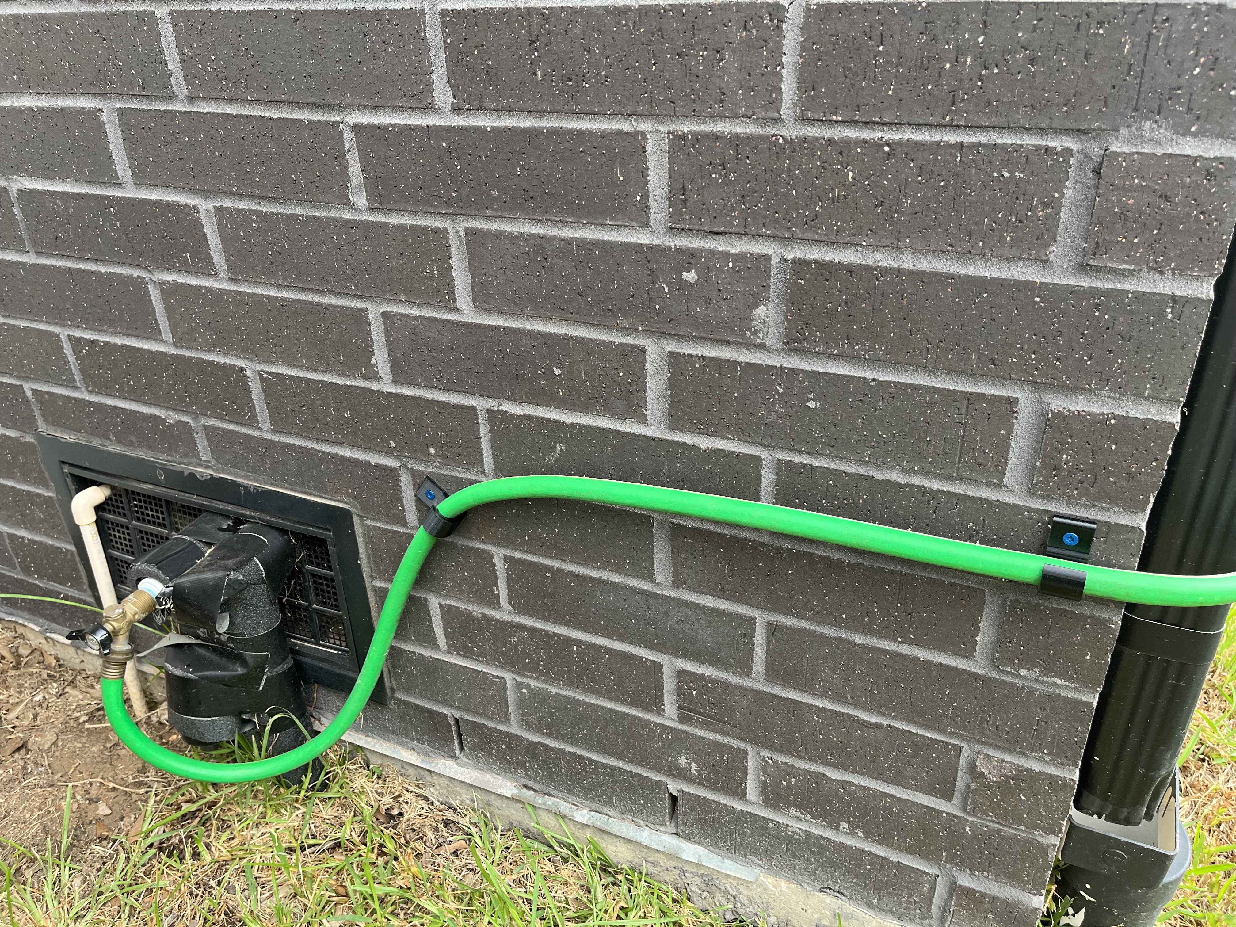 Garden Water Hose Clip Holder