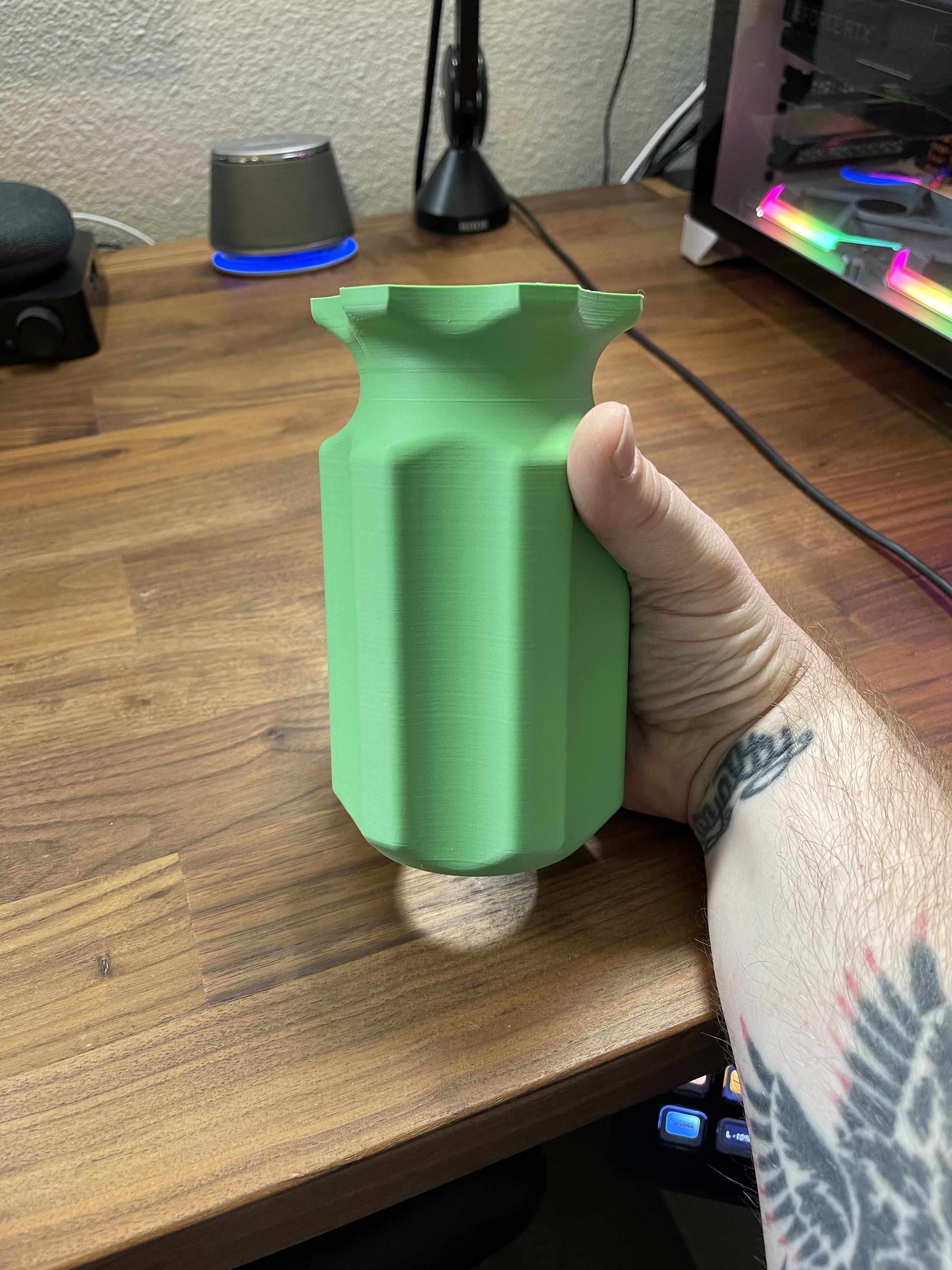 Slim Screwdriver Handle 12oz Can Cup