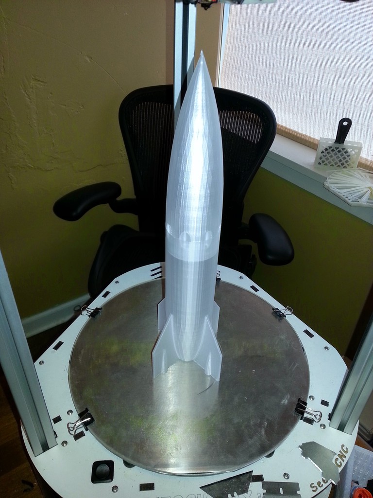 Miniatura 4 do modelo 3D Candy filled rocket