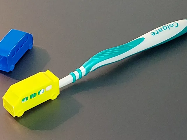 Travel toothbrush cover