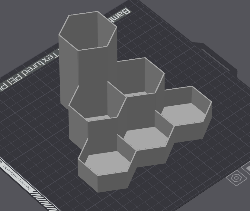 Honeycomb organiser