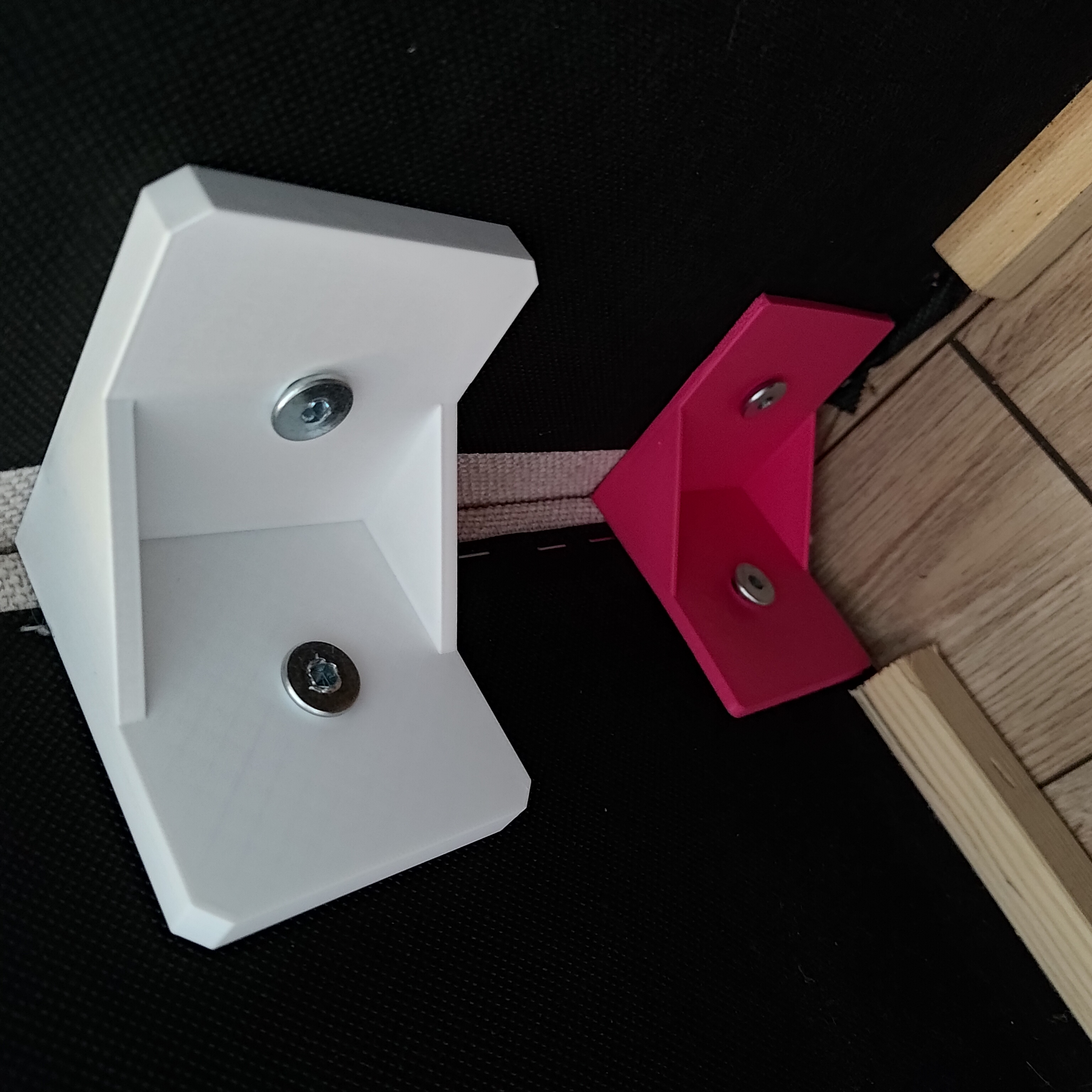 Ottoman bed frame bracket by sirideain Download free STL model