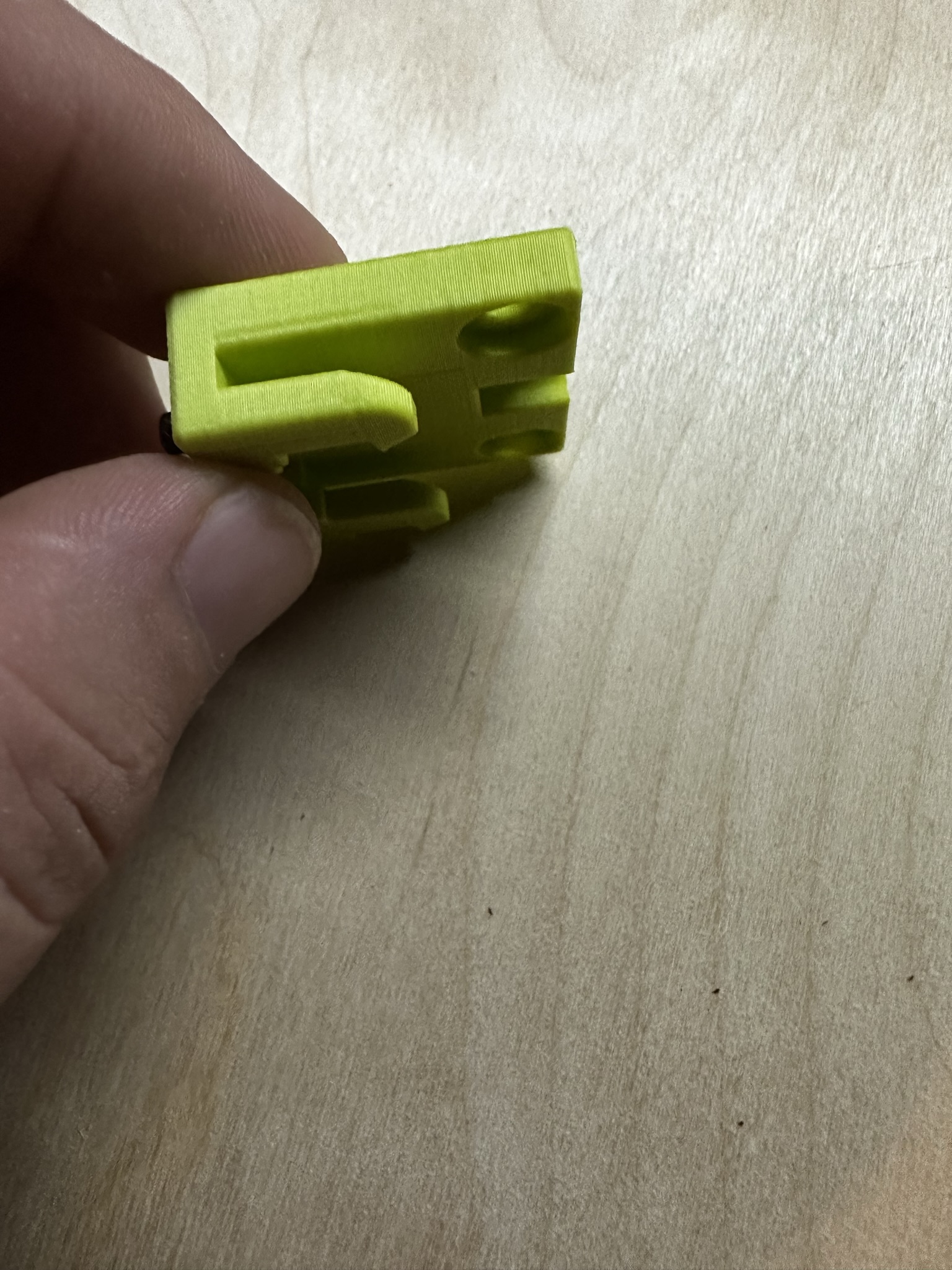 Miniatura 3 do modelo 3D Retractable Gate Support Hook