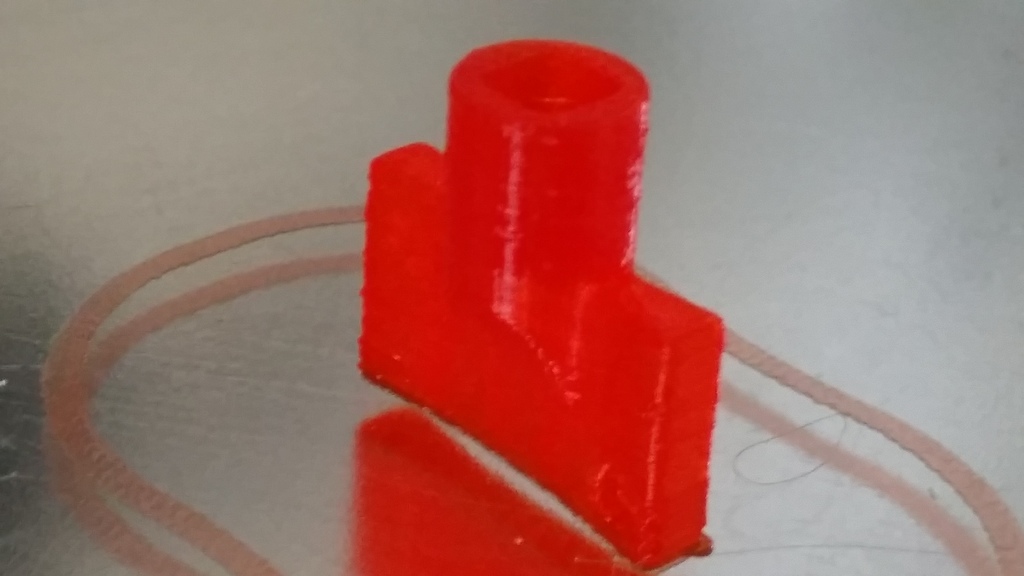 Miniatura 2 do modelo 3D Radiator key for bleeding