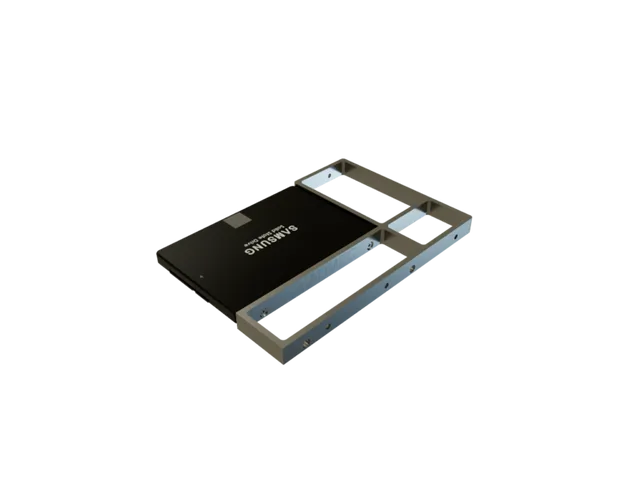 2,5 to 3,5 adapter for use 2,5 SSD in a NAS.