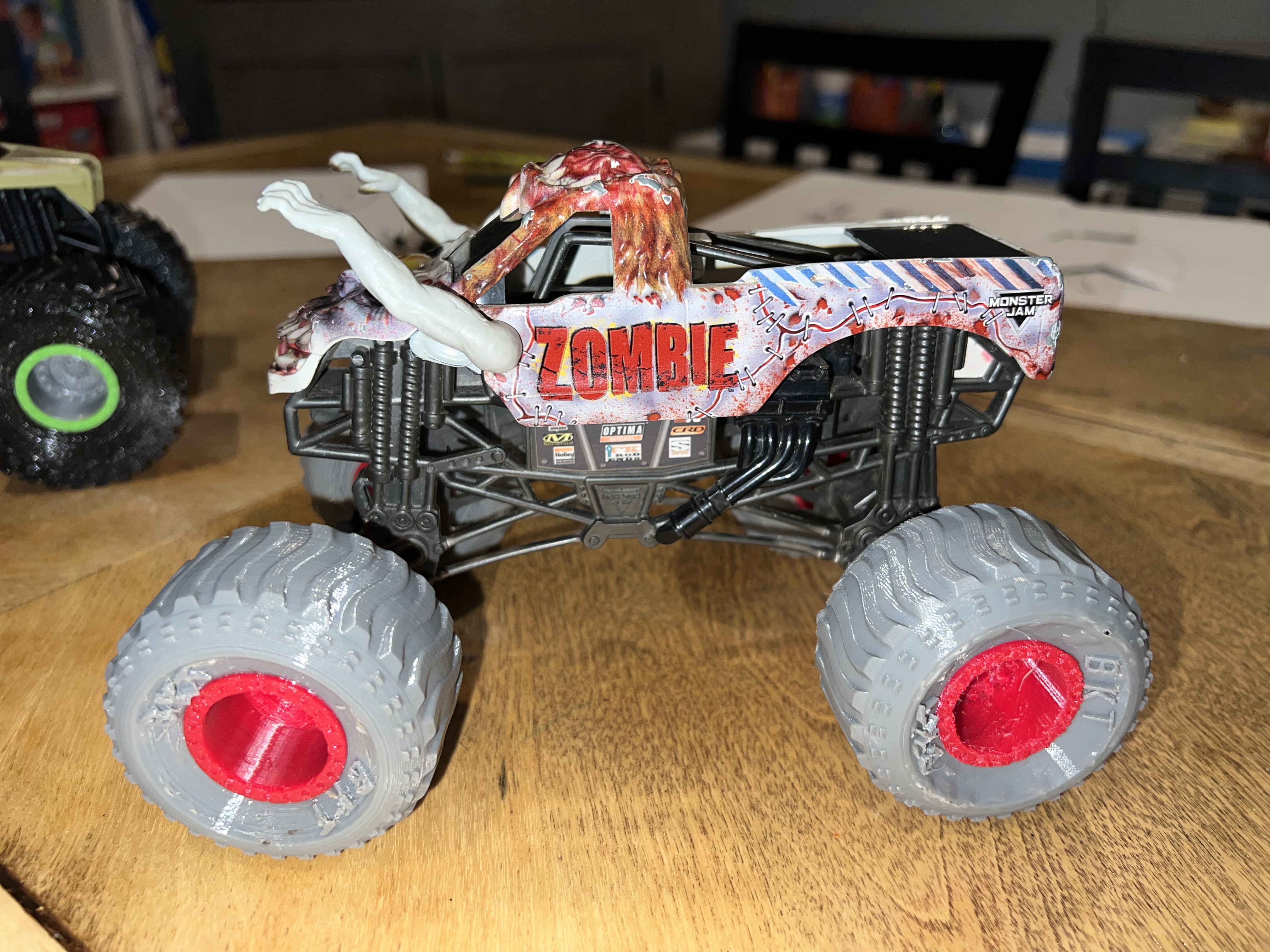 Hot Wheels 1:24 Monster Truck Wheel & Tire Replacement/Upgrade