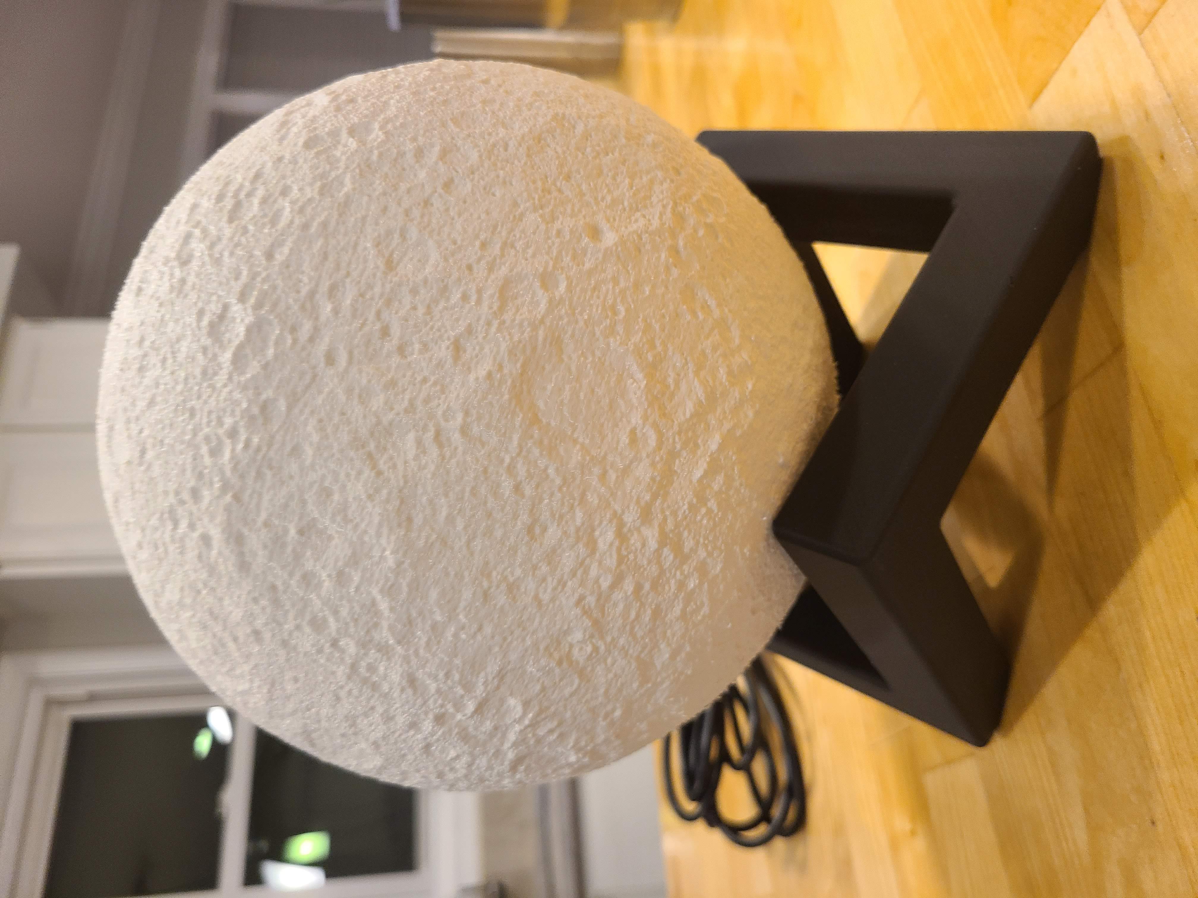 Elegant moon stand (no supports)
