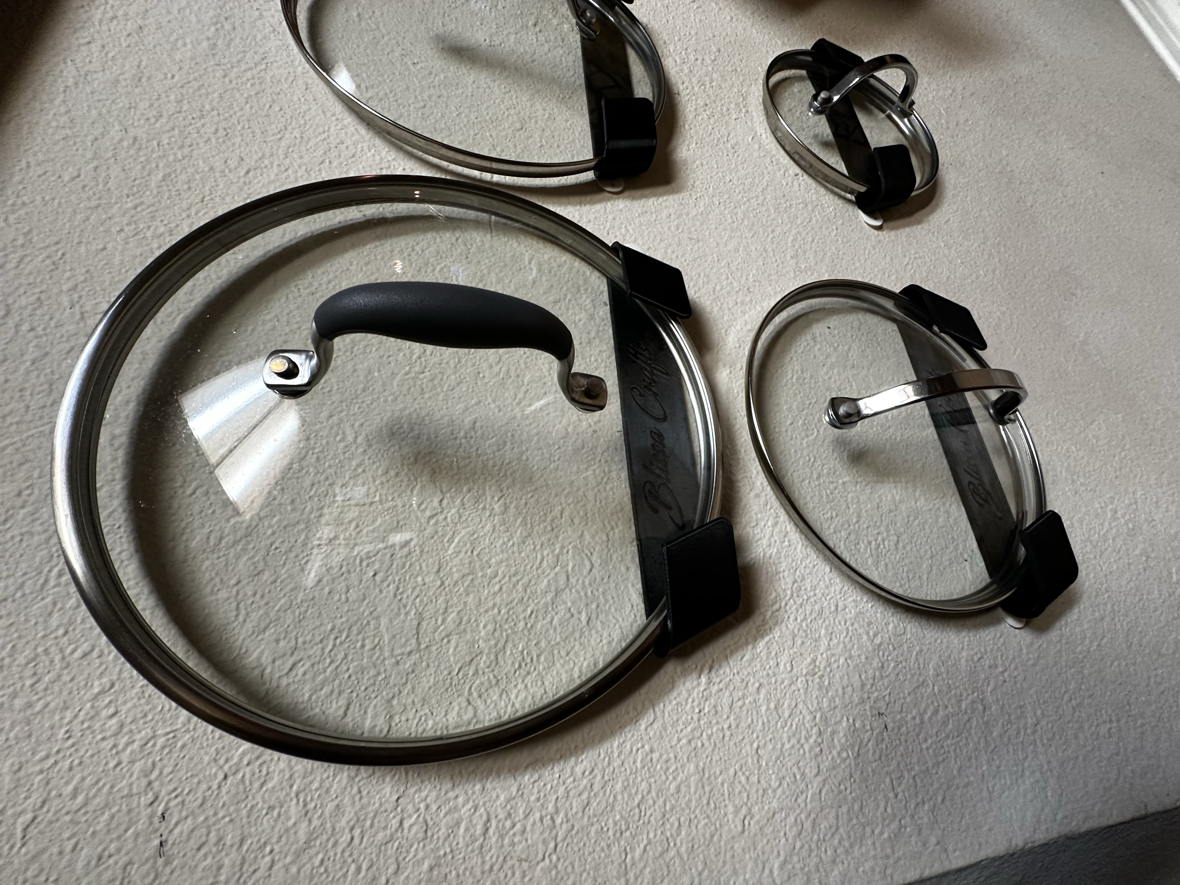 Pot lid Holder