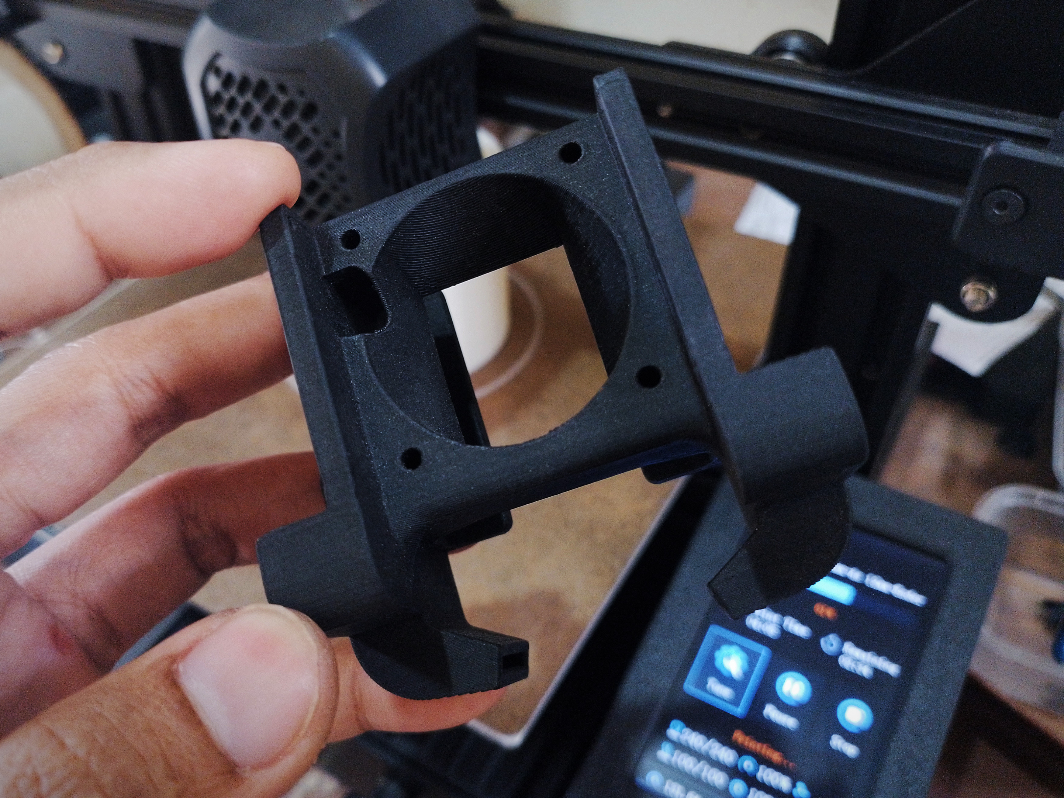 Mini-Satsana Lite Dual 4010 - Ender3v2 BLTouch Steel-Mount (REMIX) 3D model thumbnail