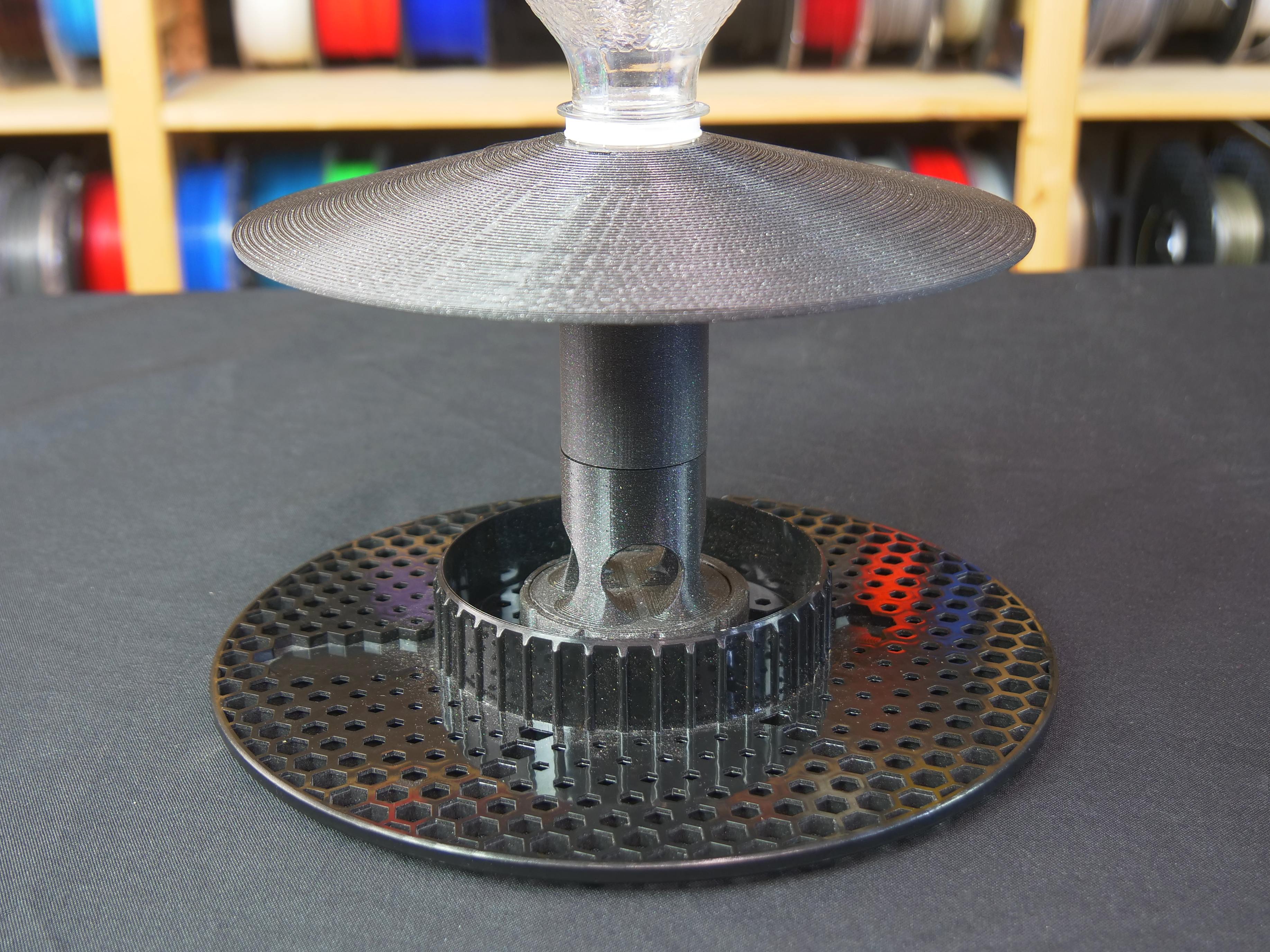 Improved Prusament spool soda bttle birdfeeder