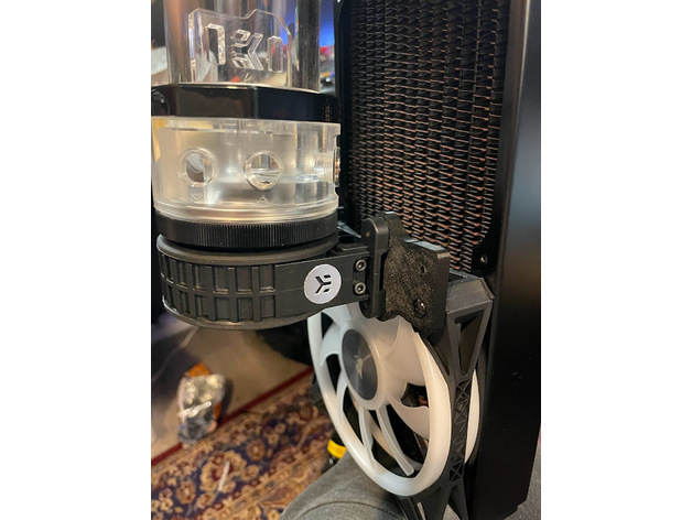 EKWB D5 to 140mm fan