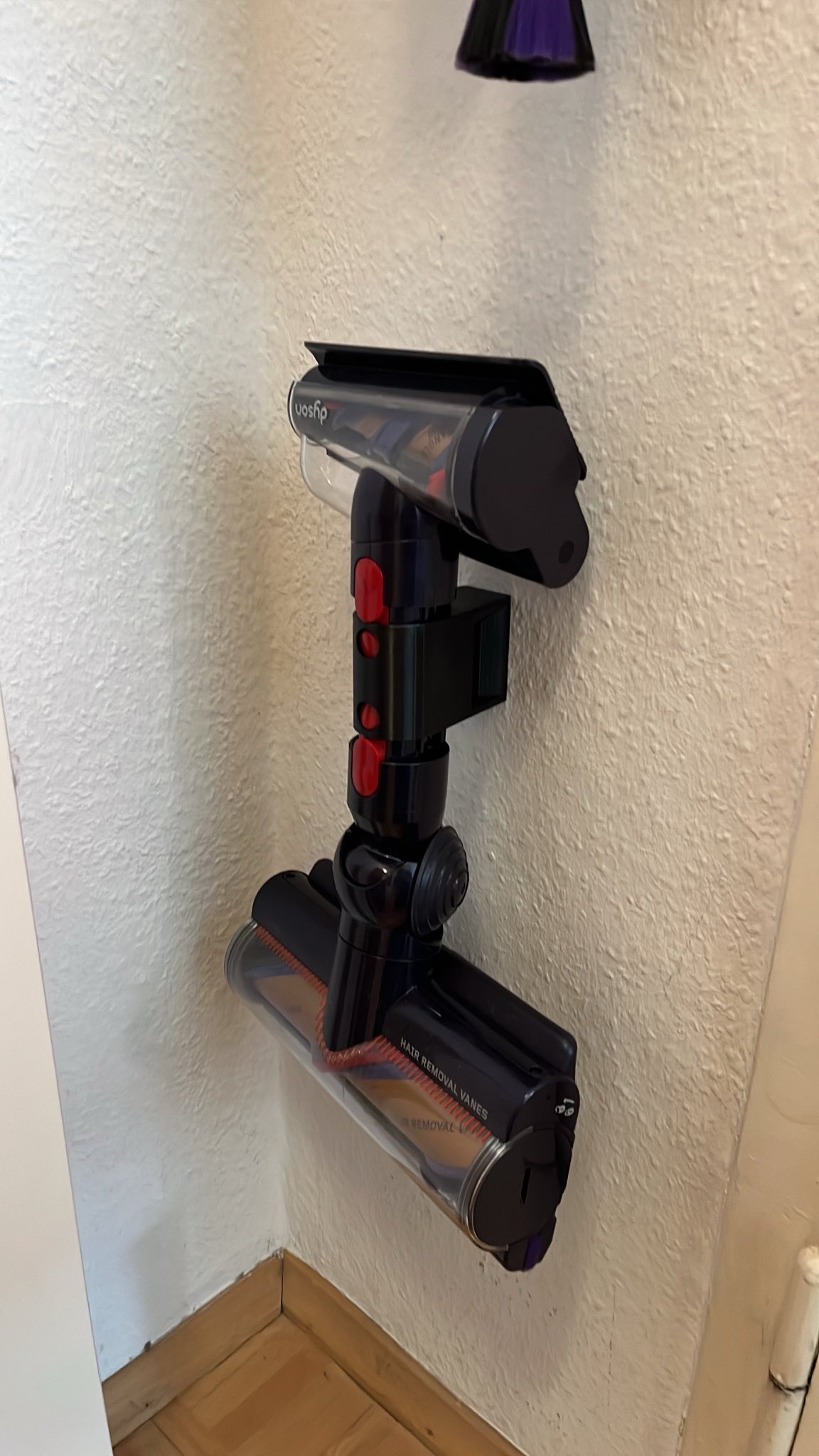Just another Dyson Gen5 accessory wall mount by Markus Parkus