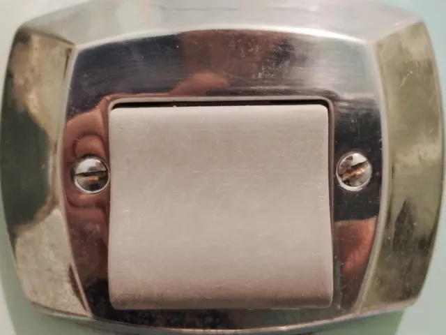 Cobertura de válvula hydra (Toilet hydra valve cover)