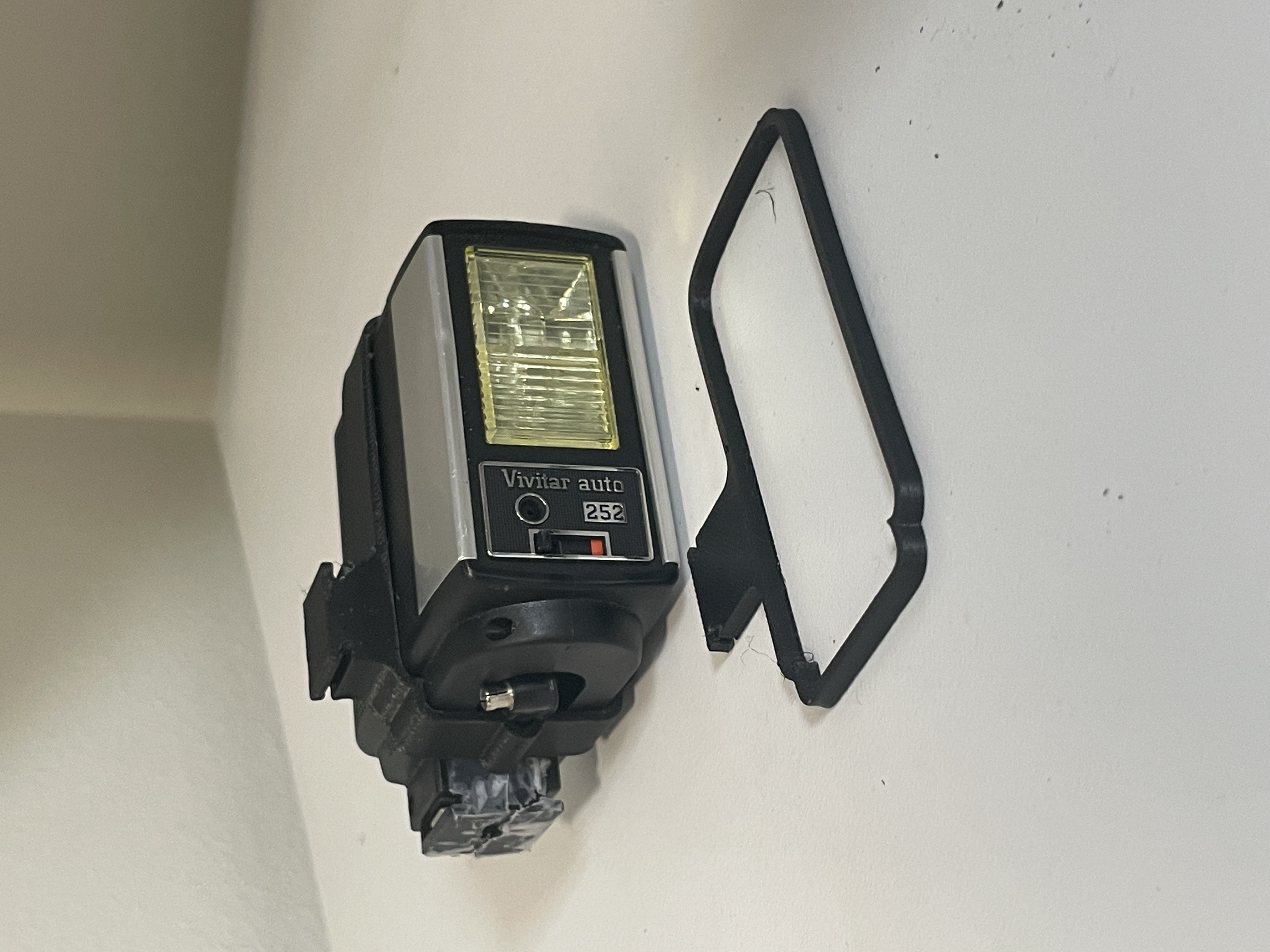 Vivitar 252 Flash Braket