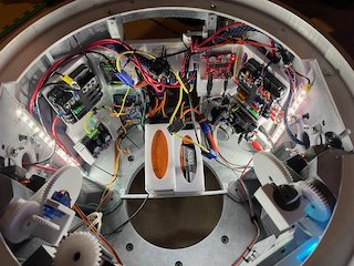 Astromech Internal Lighting