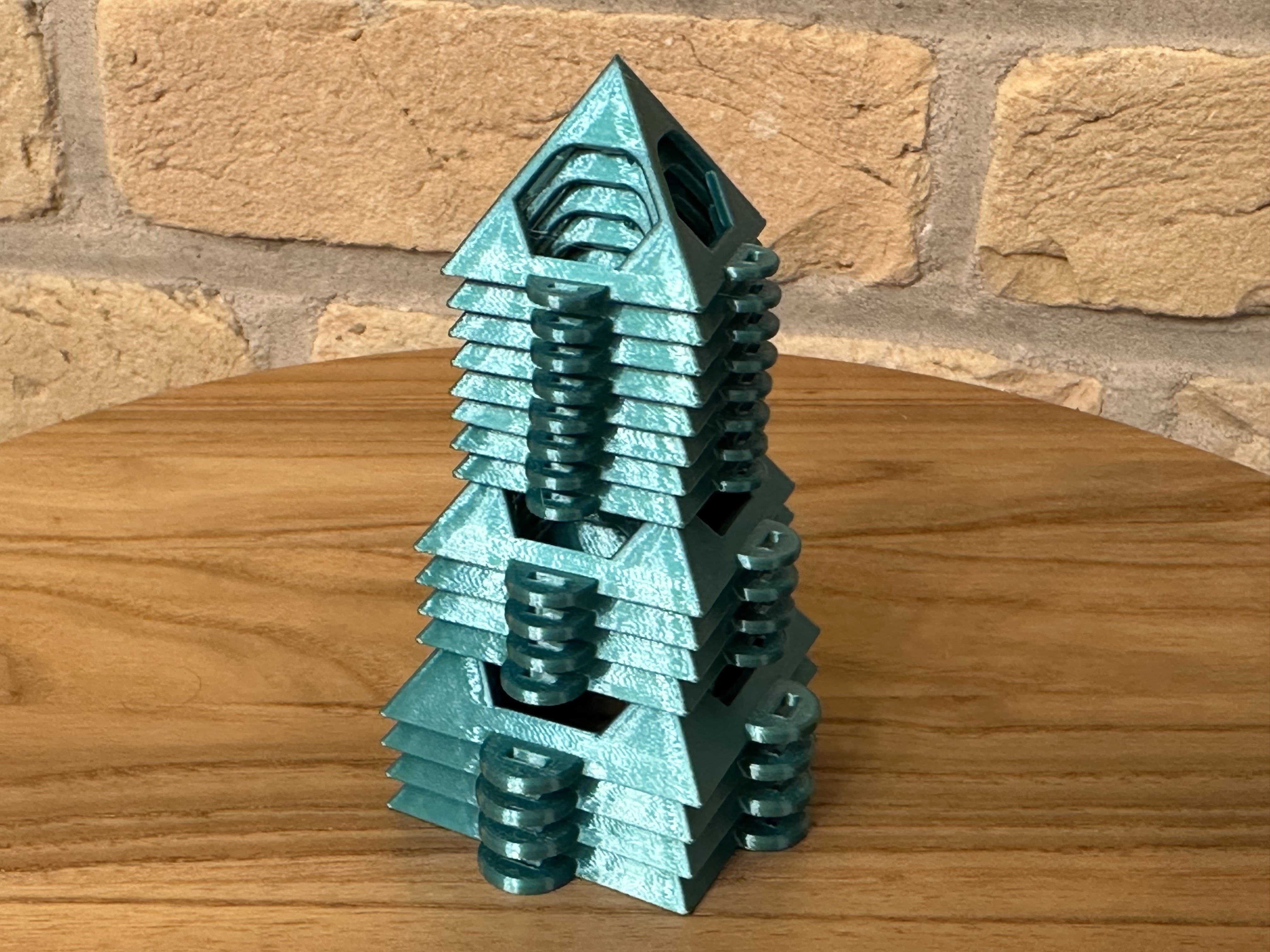 Miniatura 6 do modelo 3D Paint Pyramide