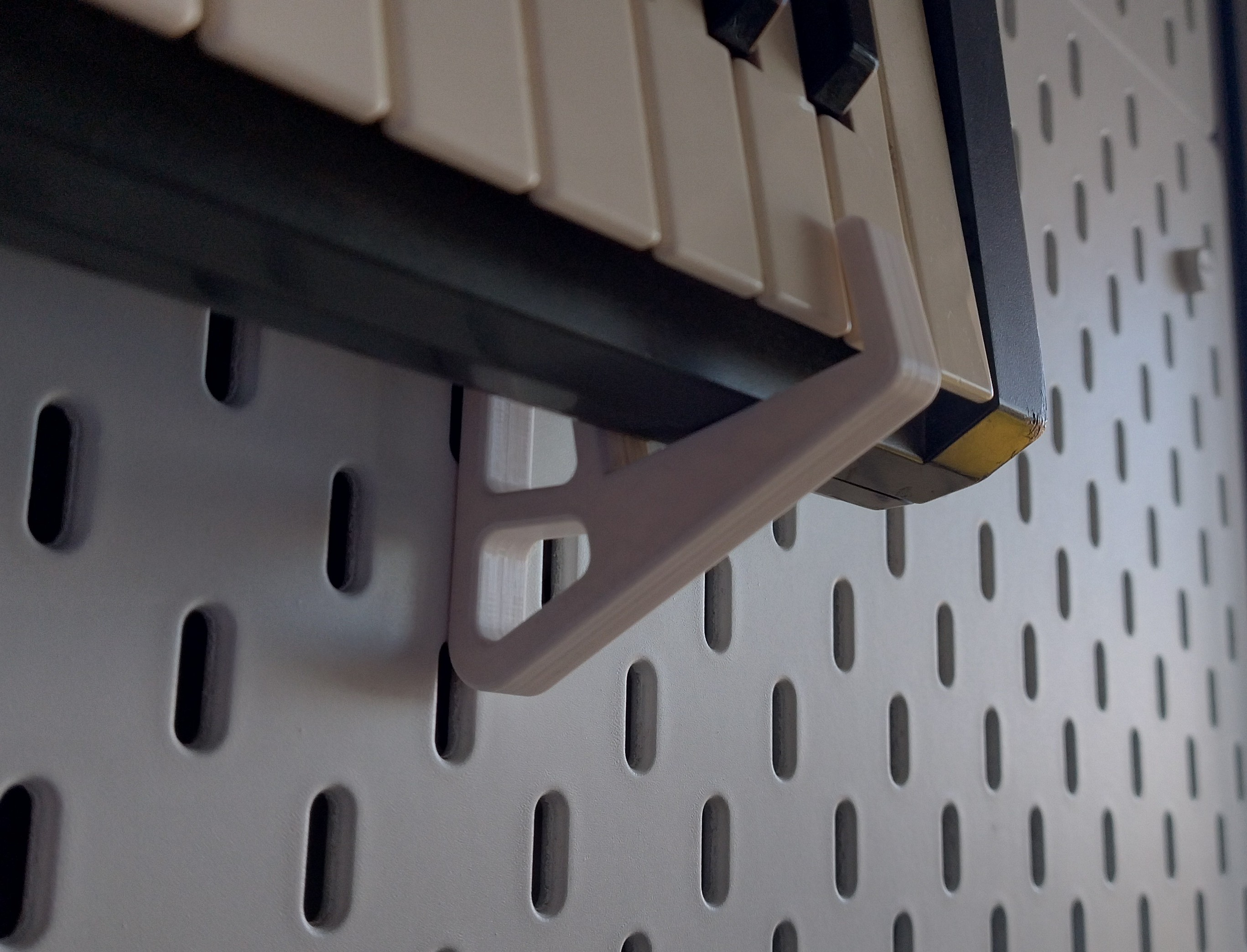 SKÅDIS Keyboard Holder