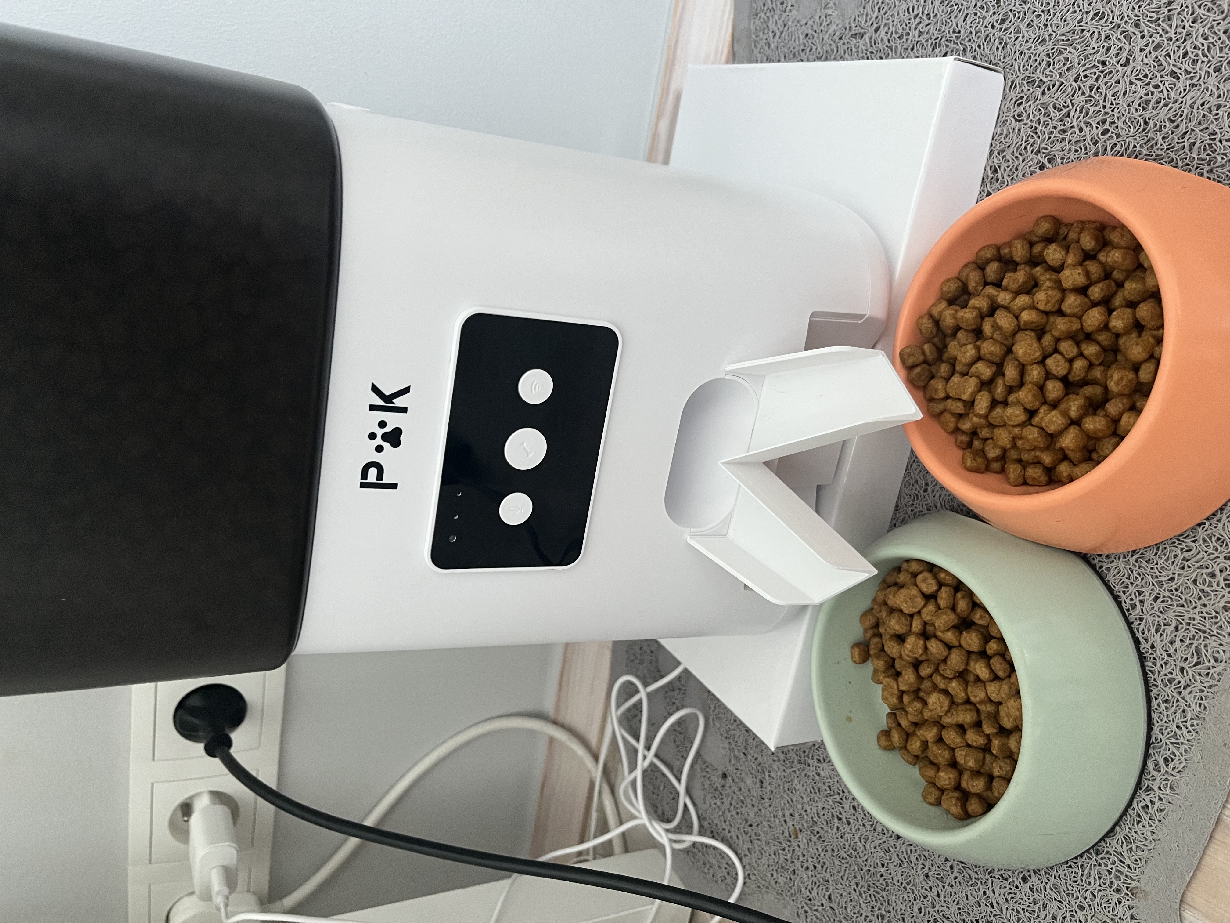Automatic cat feeder splitter (for Puppy Kitty and similar) remix