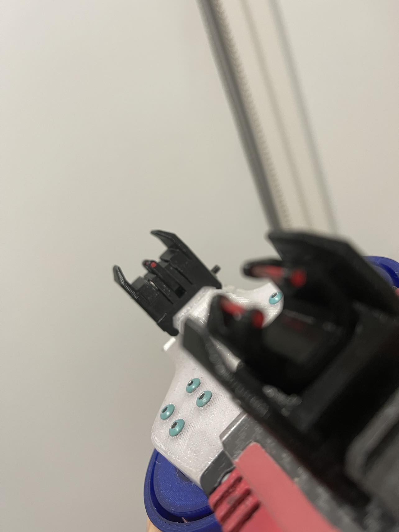Adjustable "fibre optic" style filament picatinny iron sights