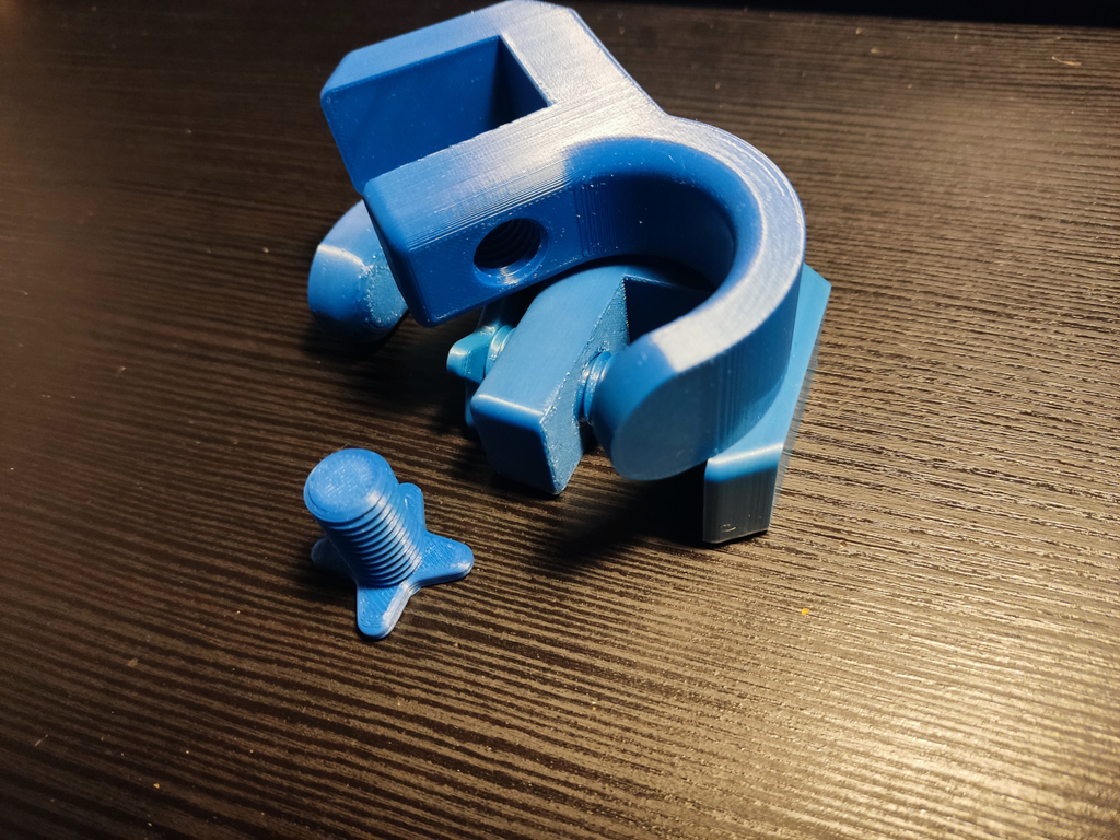 Miniatura 2 do modelo 3D Table cable hook