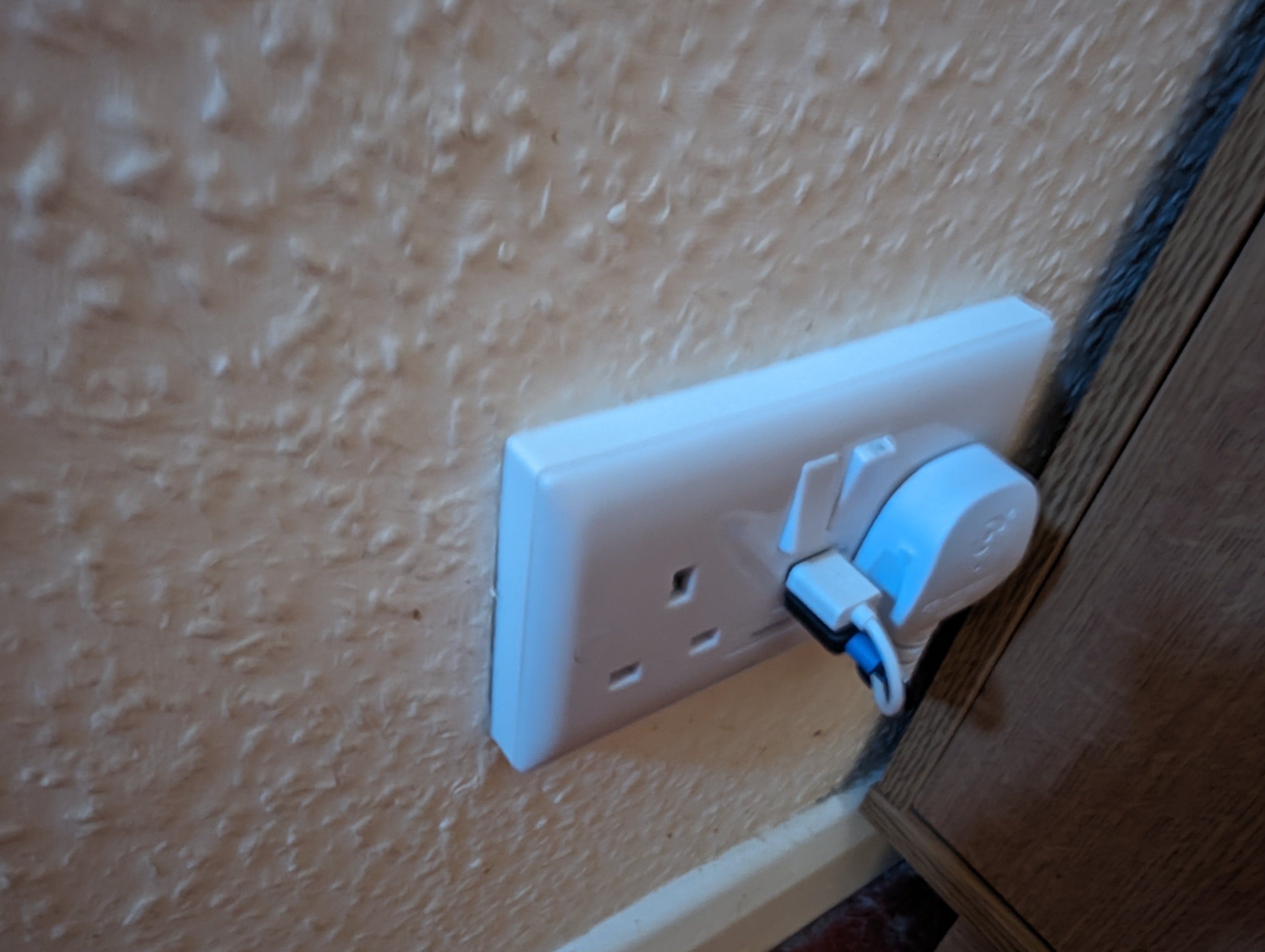 UK double gang socket (pattress) spacer