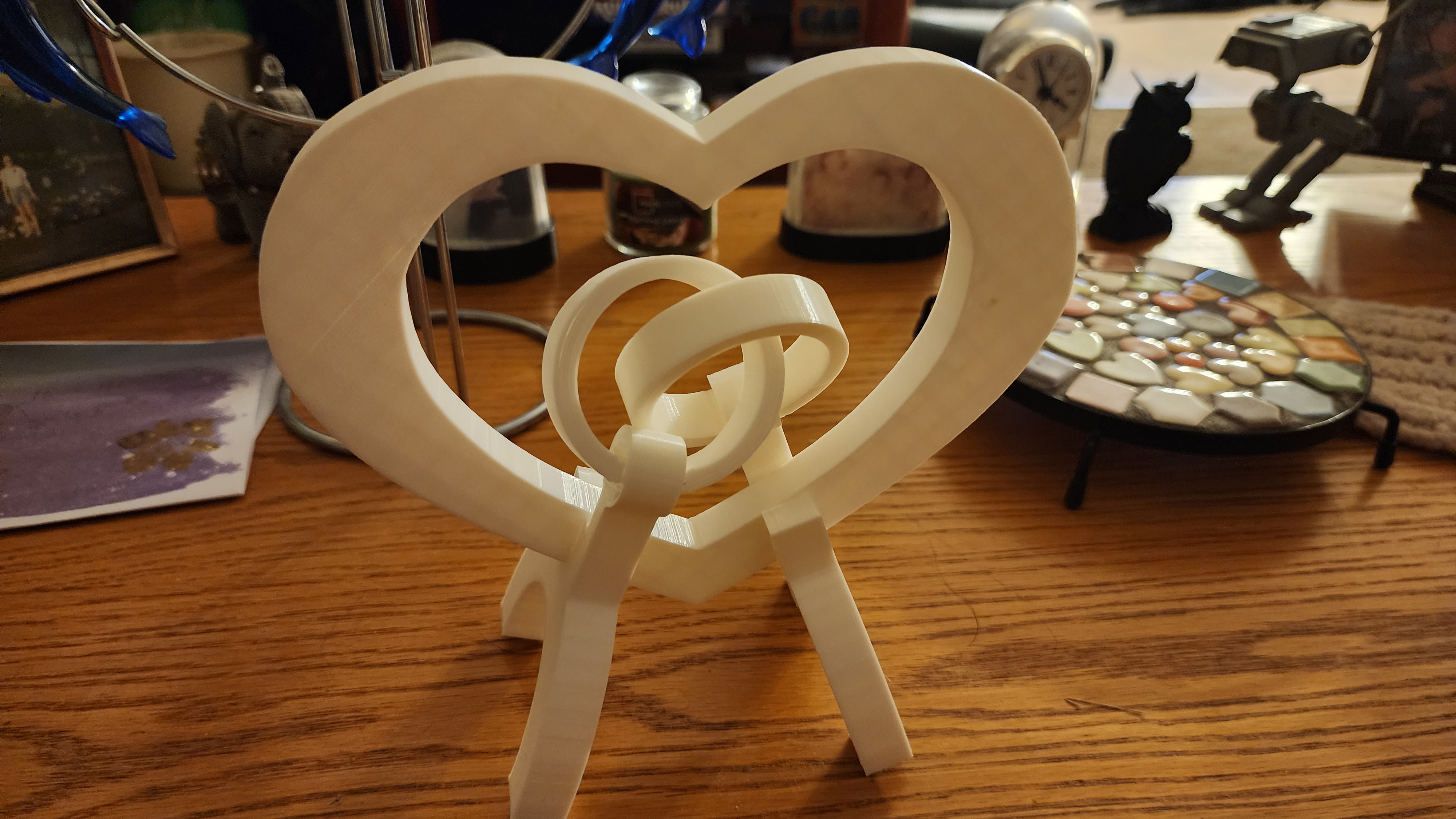 Linked Rings in Heart