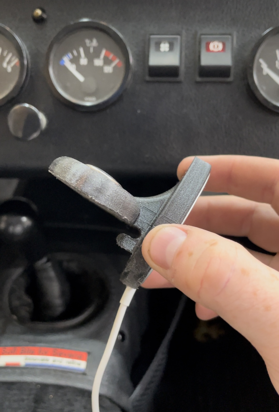caterham-phone-mount-magsafe-by-jack-download-free-stl-model