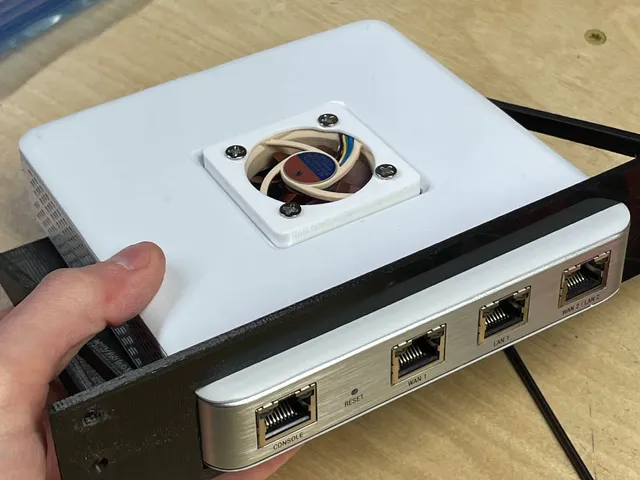 Ubiquiti Unifi USG-3P Fan Mount