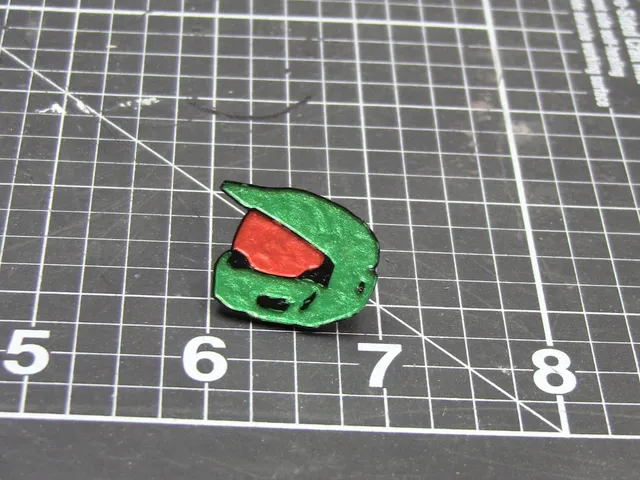 Halo Helmet Enamel pin