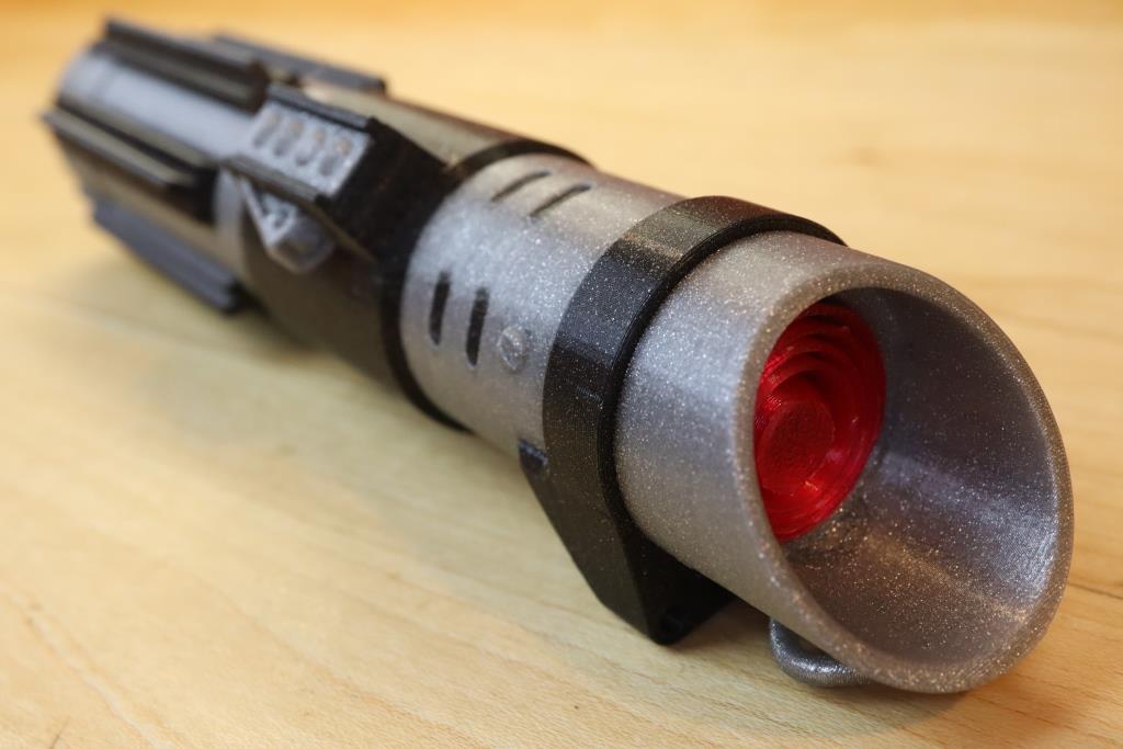Collapsing Sith Lightsaber (dual extrusion)