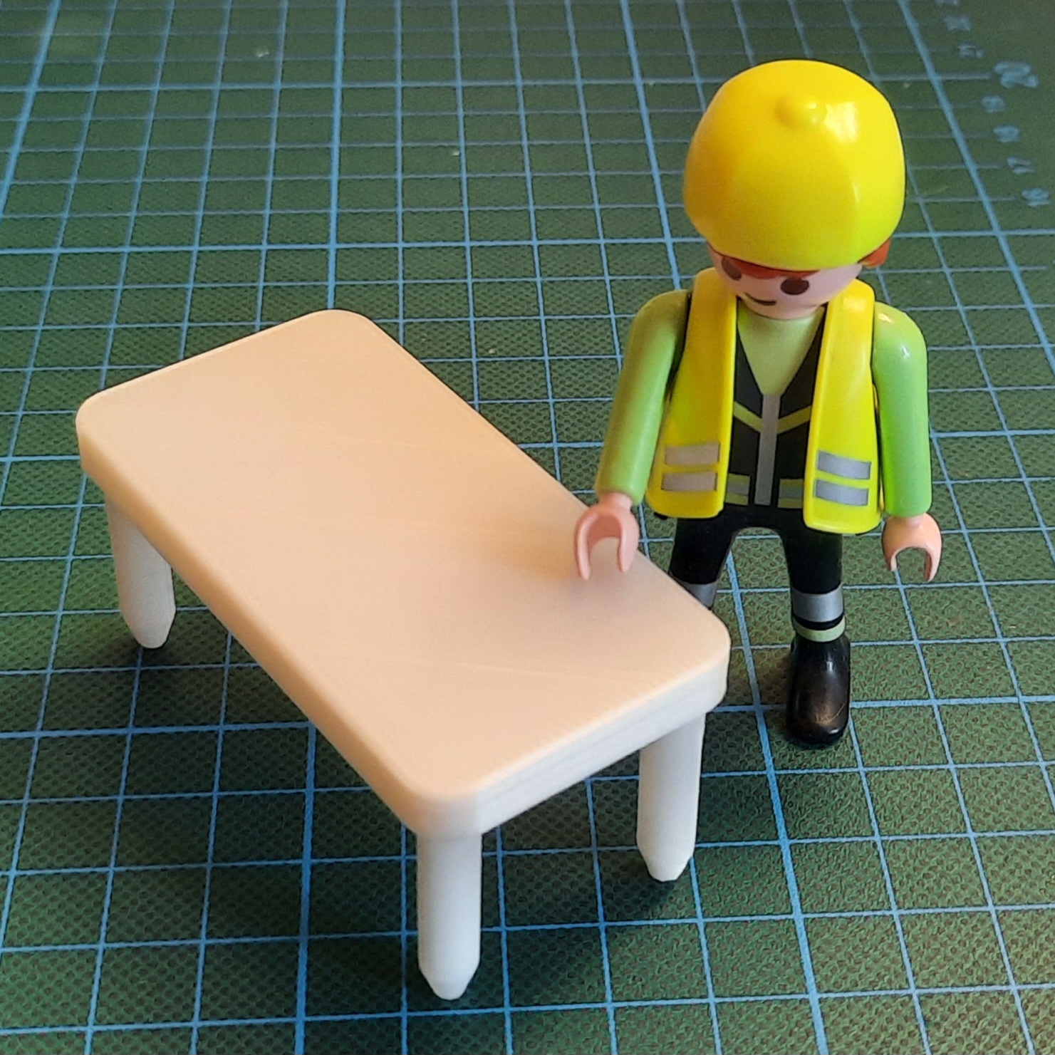 Stable table (configurable)