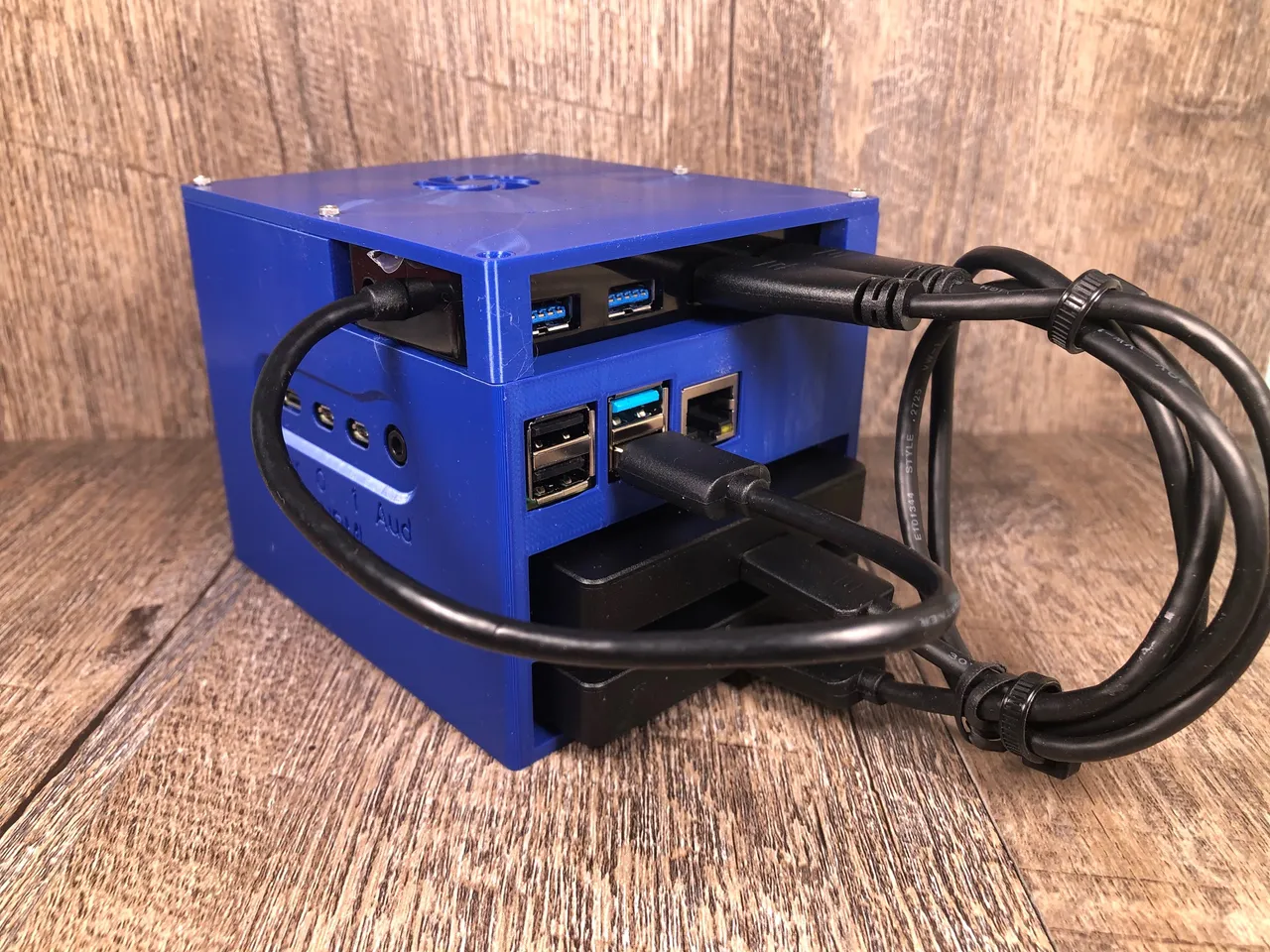 Raspberry Pi NAS Enclosure by Are_Kow, Download free STL model