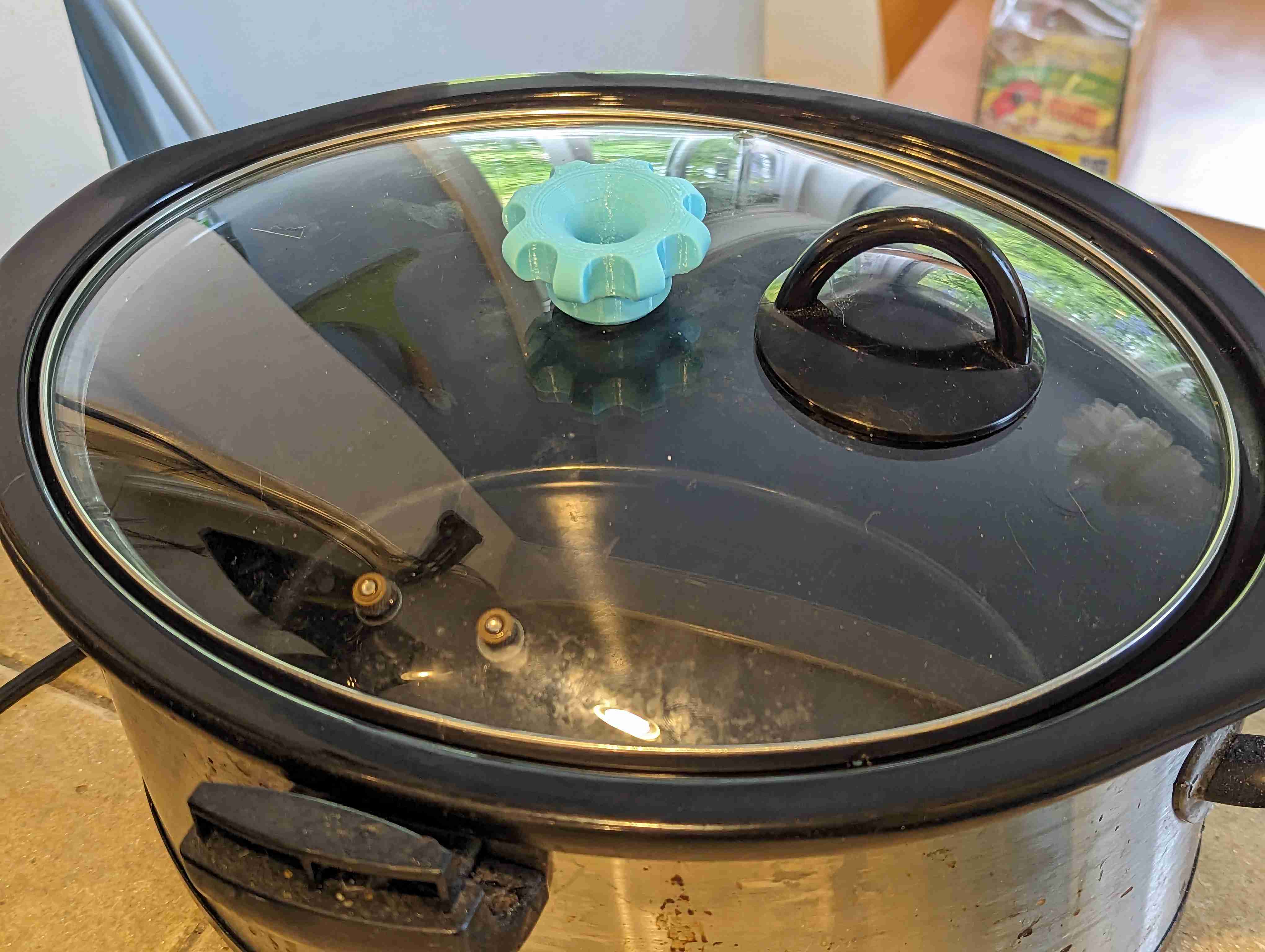 Crock pot lid knob with internal hex nut by bulbasaur0 Download free STL model