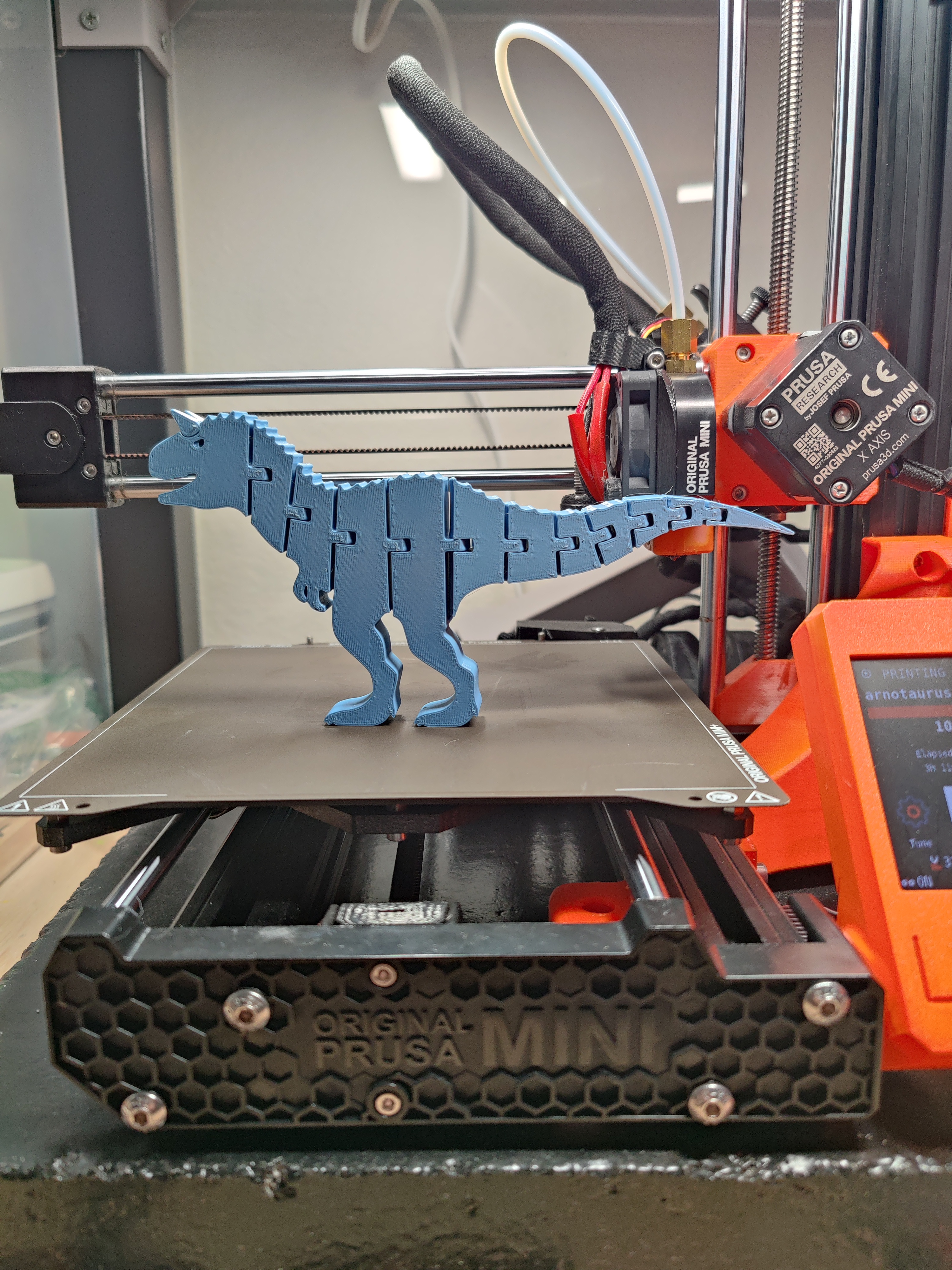 Miniatura 5 do modelo 3D Flexi Carnotaurus (small version)